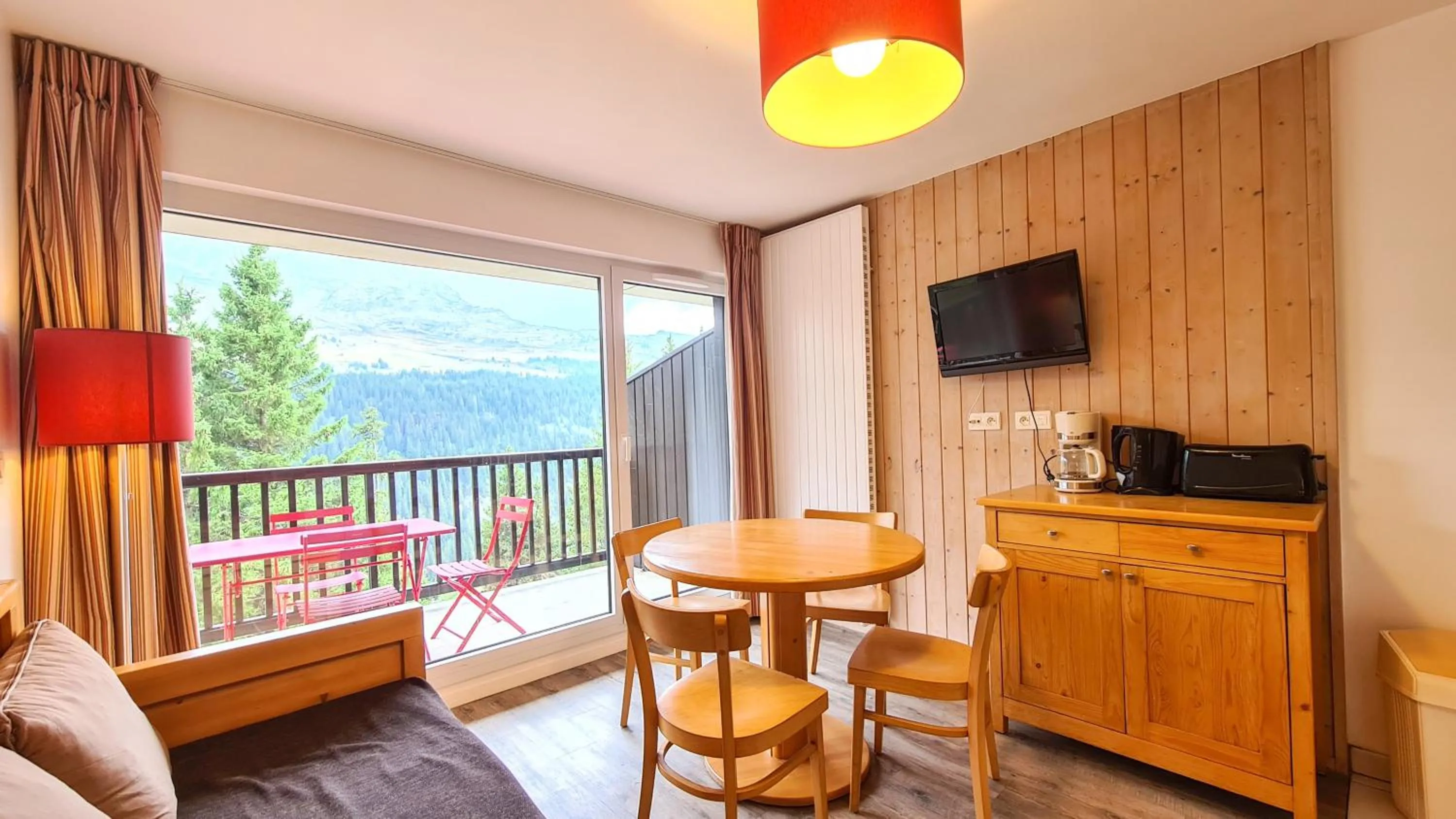 Dining area in Residence les Pleiades