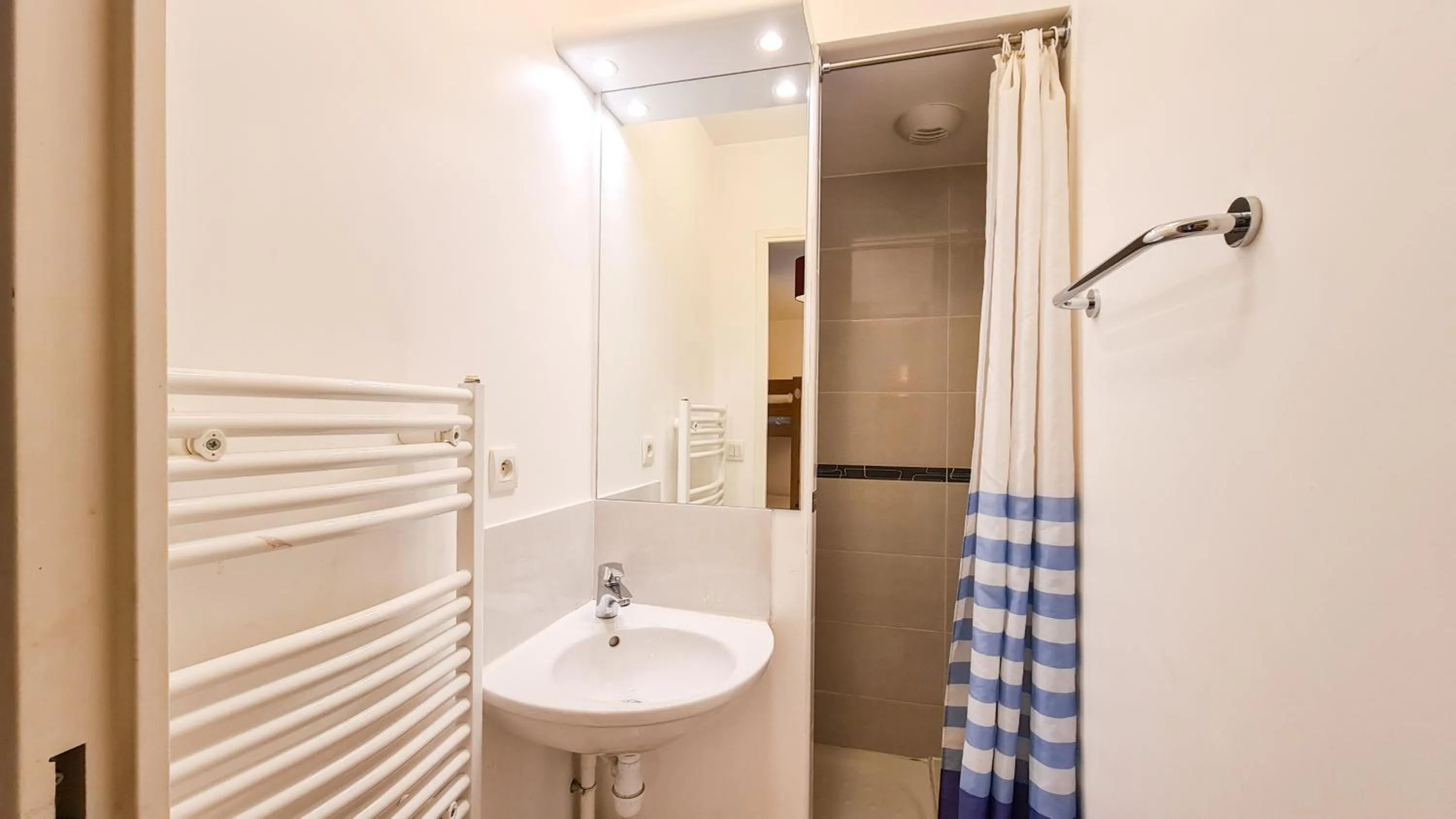 Shower in Residence les Pleiades