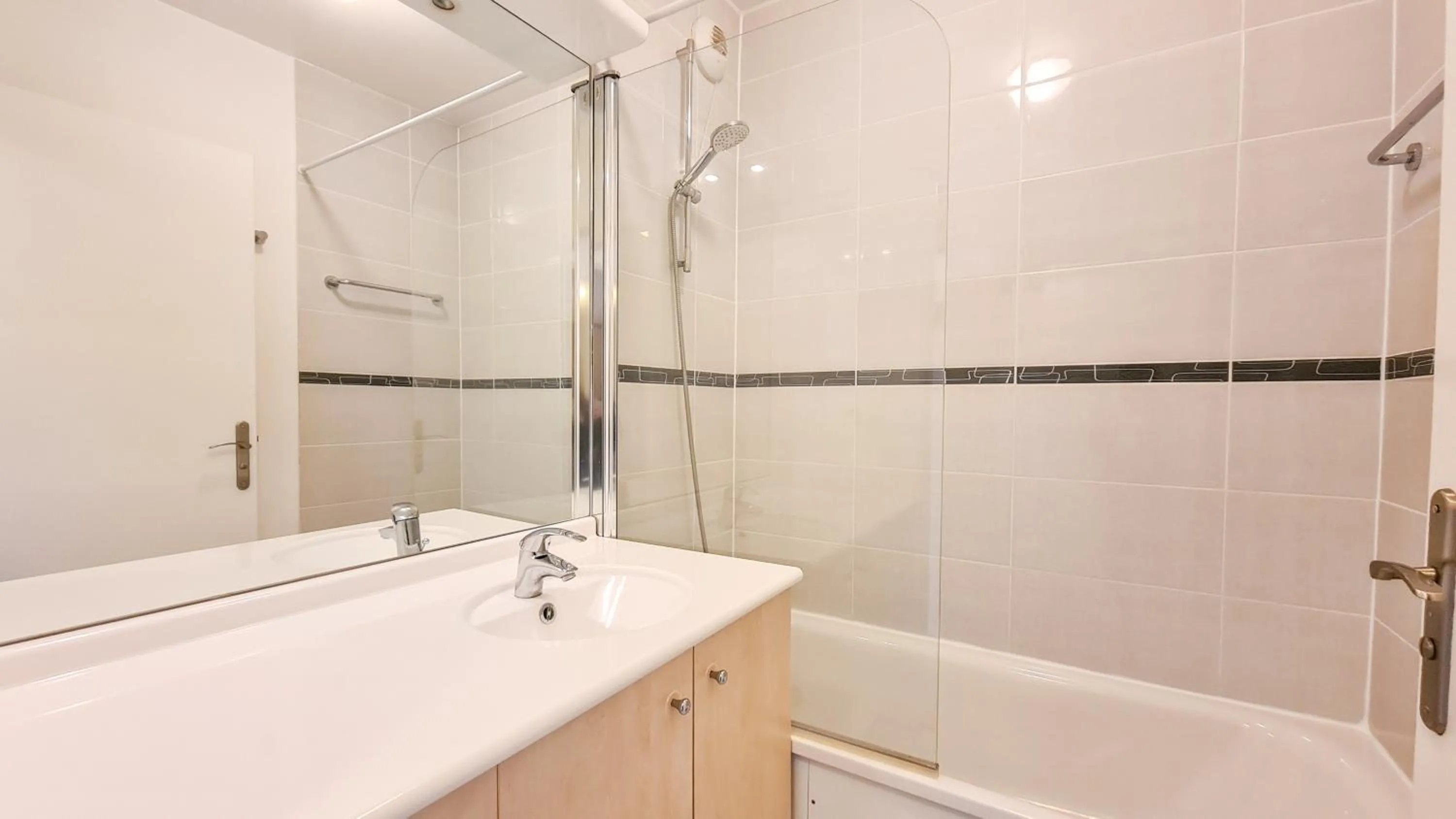 Bathroom in Residence les Pleiades