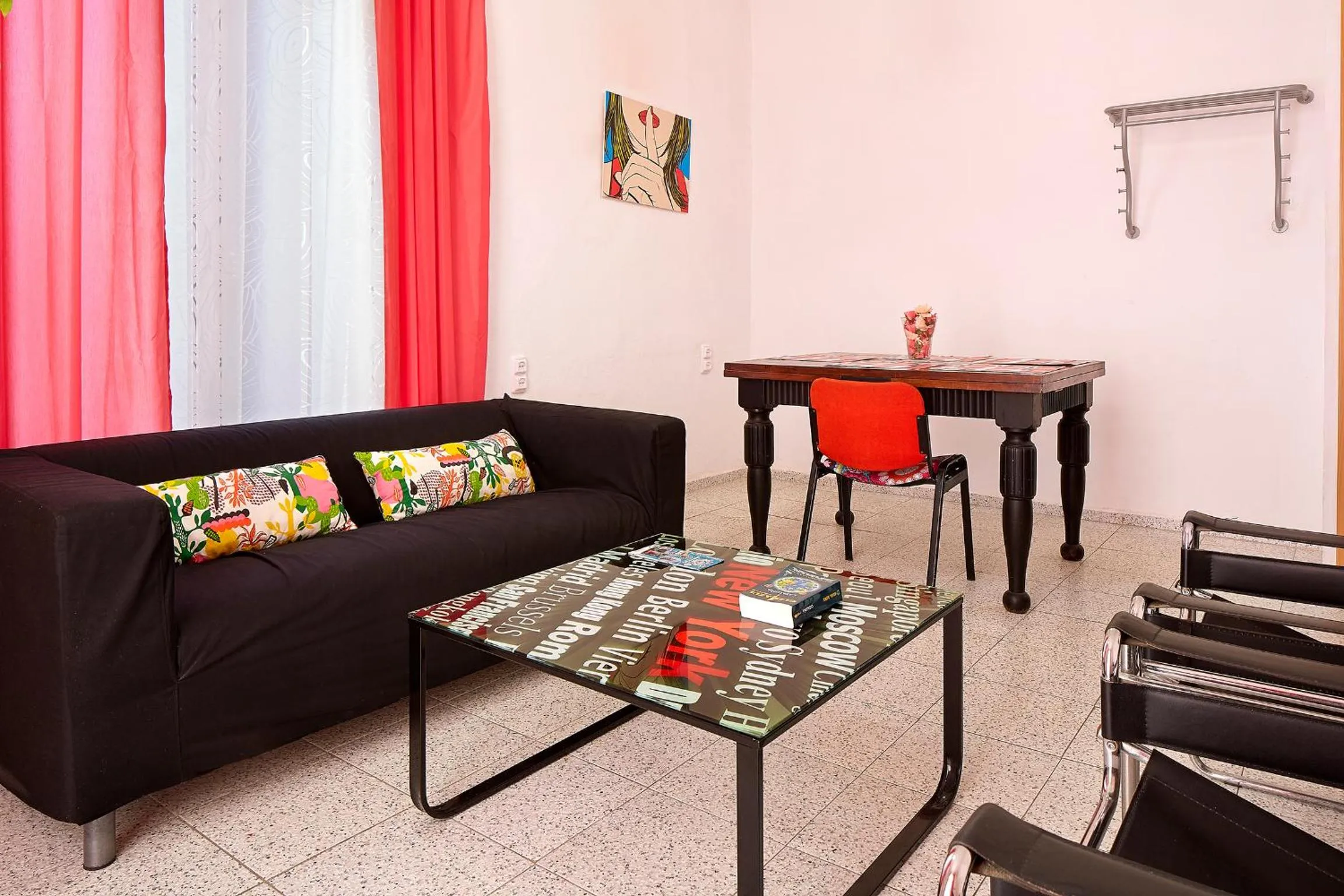 Living room in Hostal River