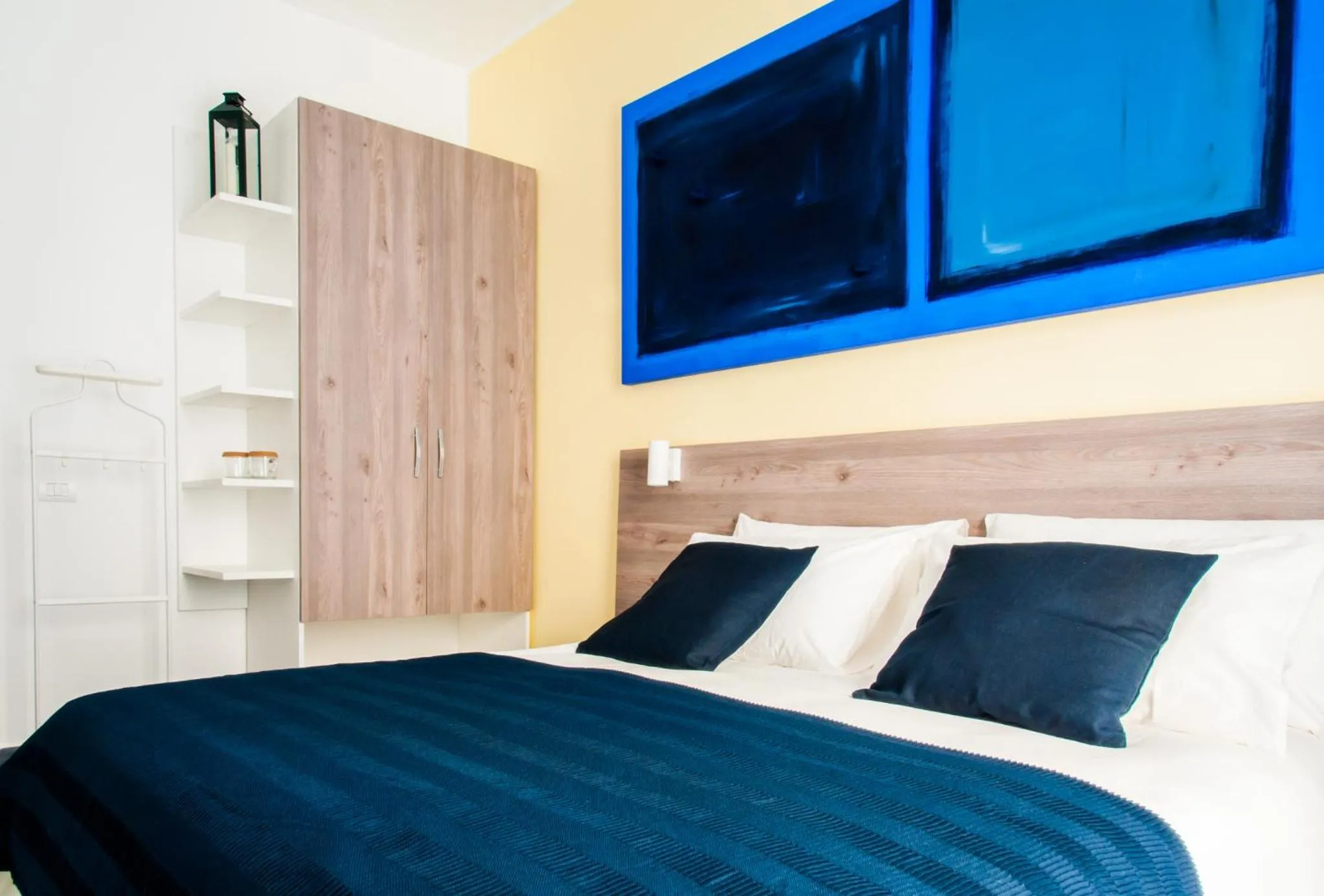 Photo of the whole room, Bed in Demi Rooms