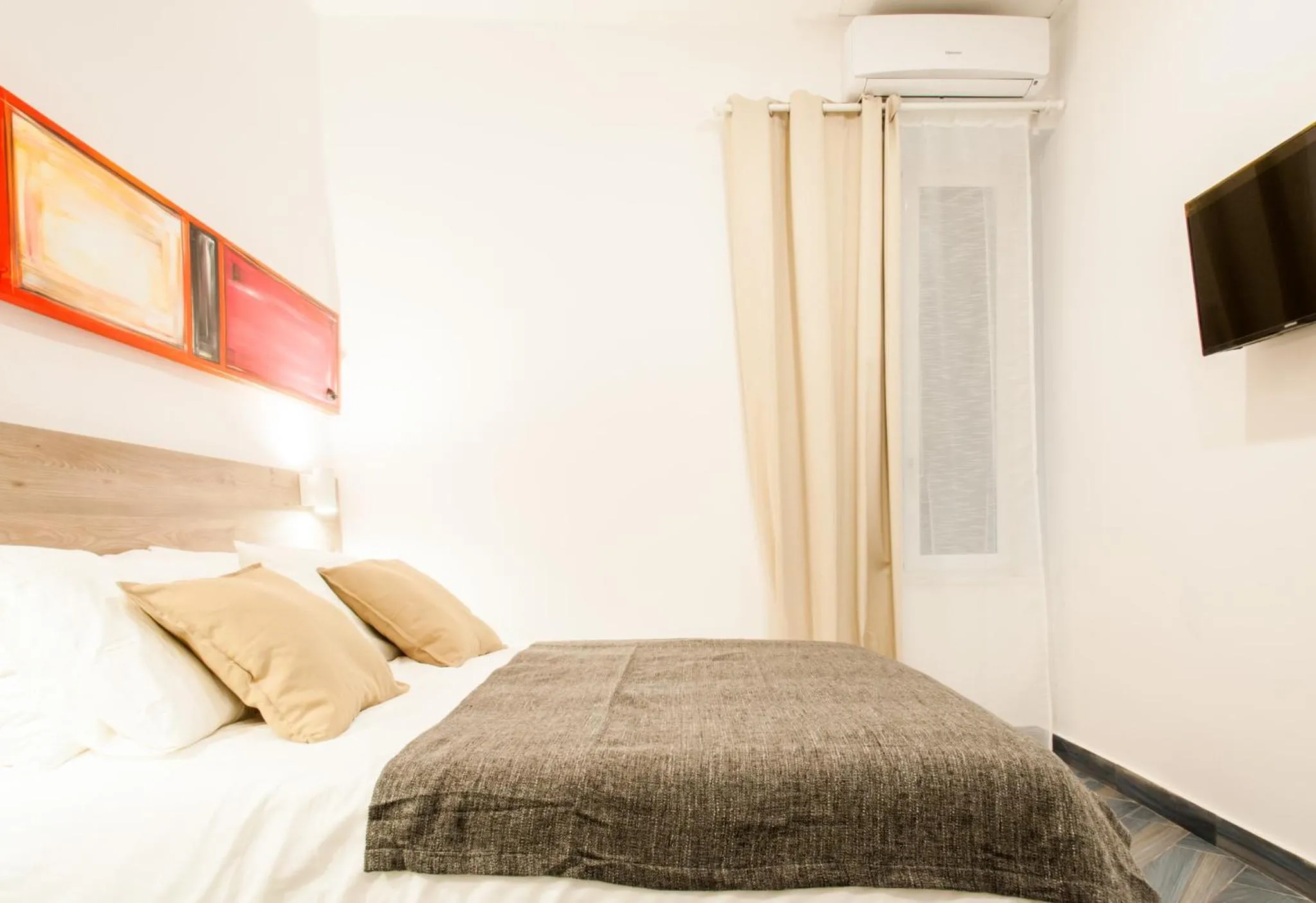 Bed in Demi Rooms