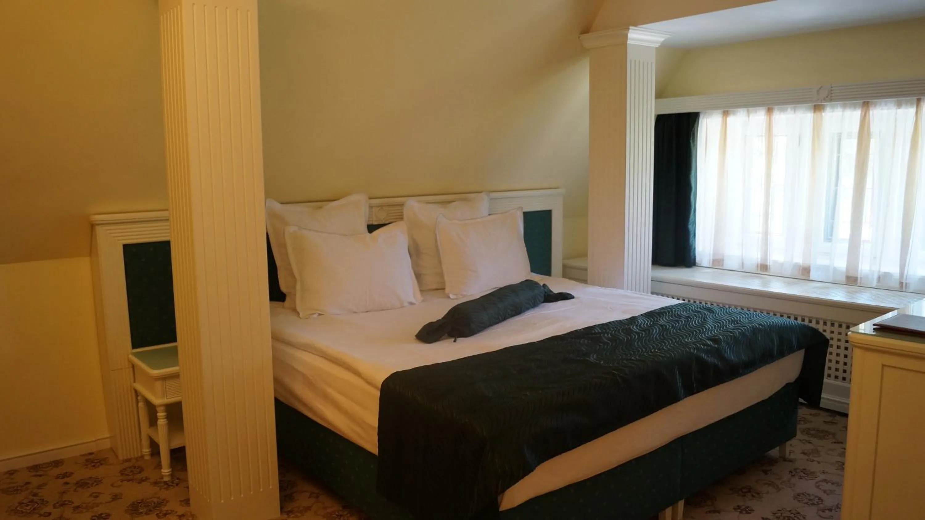 Bed in Complex La Tunuri - Vila Economat