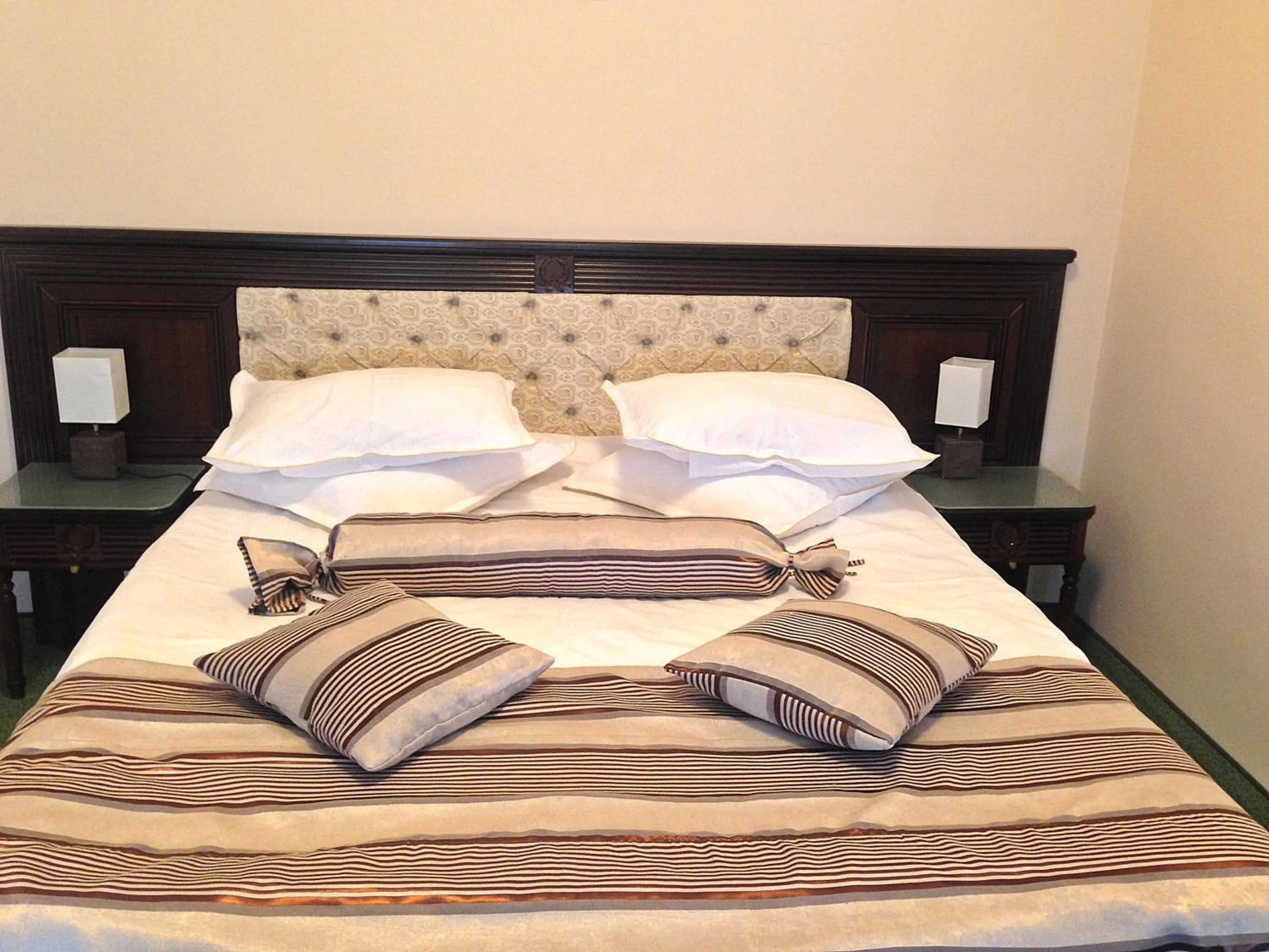 Bed in Complex La Tunuri - Vila Economat