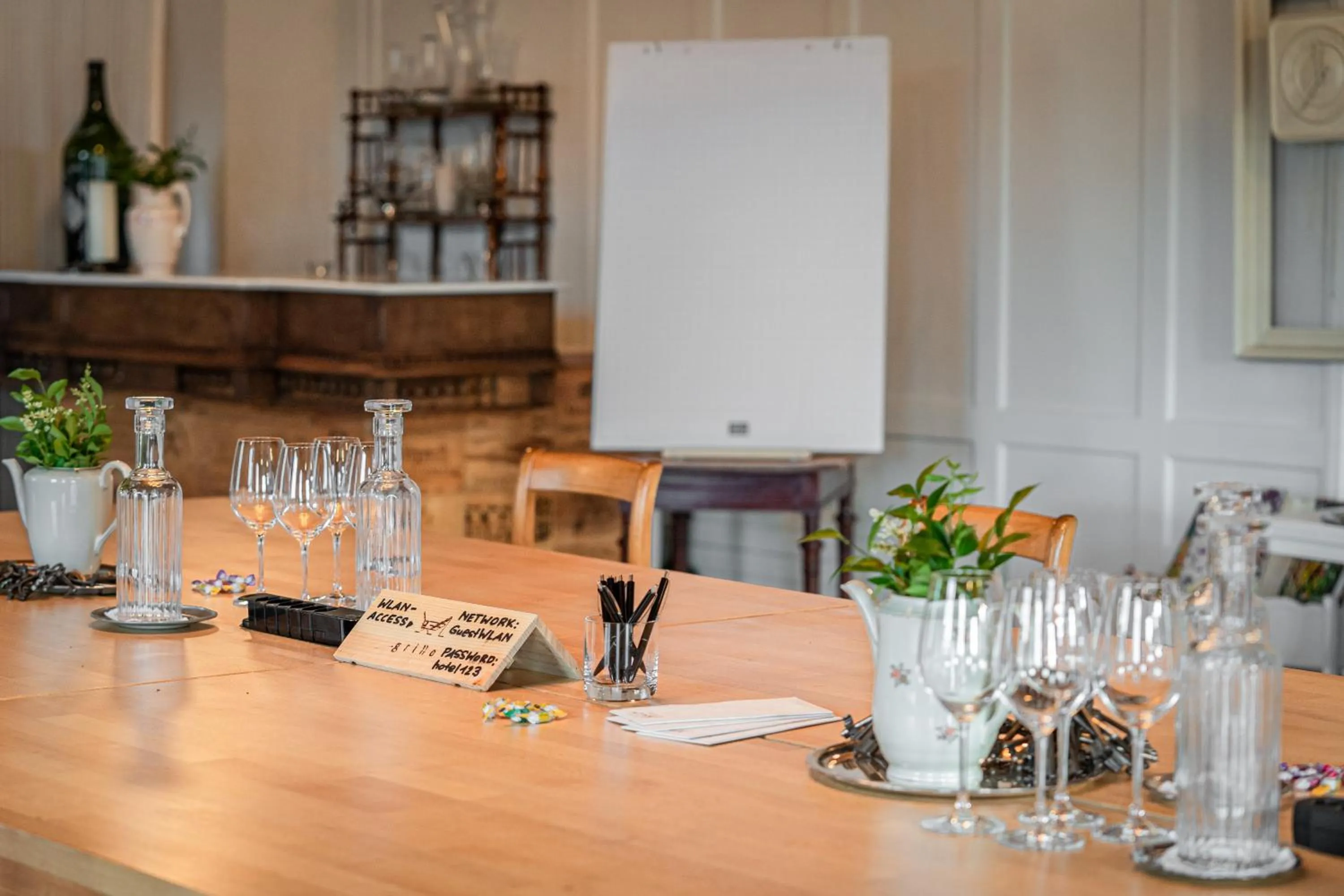 Restaurant/places to eat in Boutique-Hotel Schlüssel