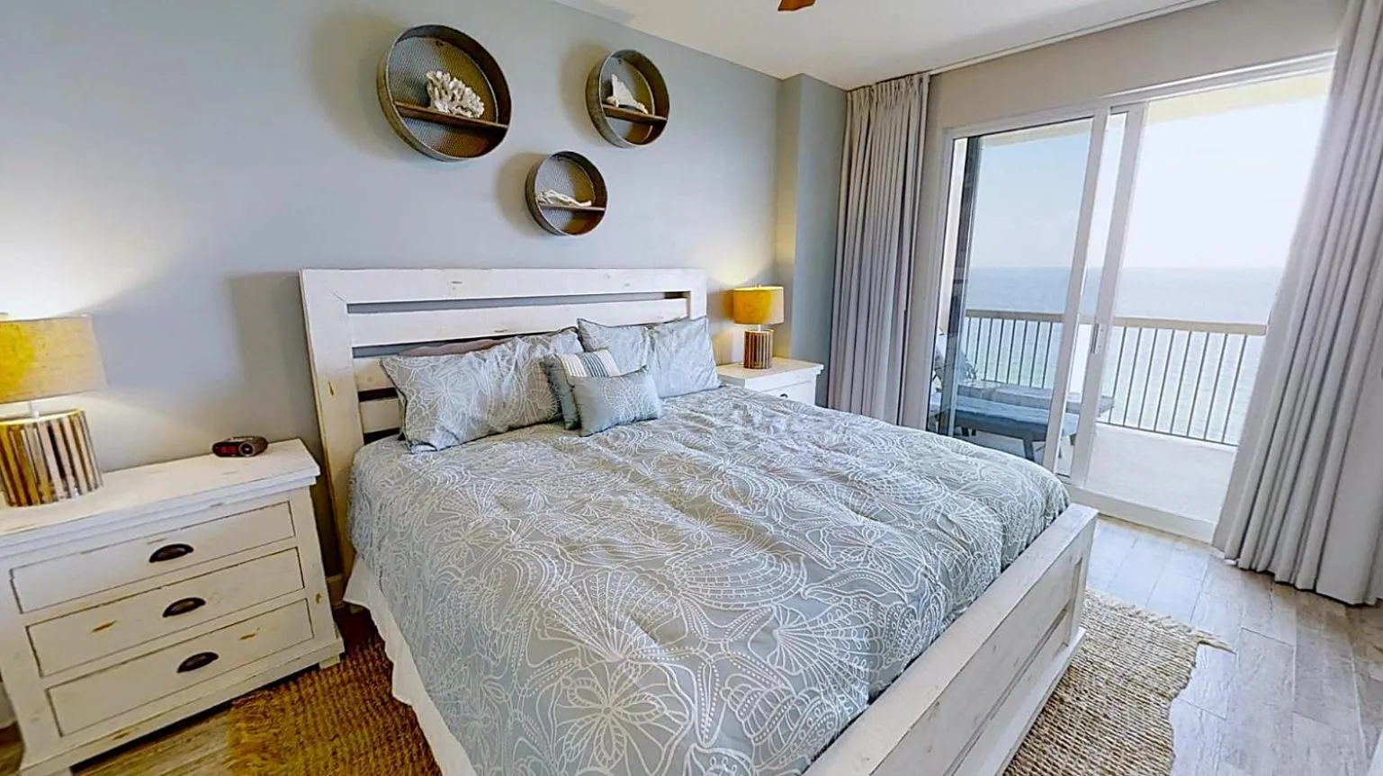 Bed in Sunrise 2103