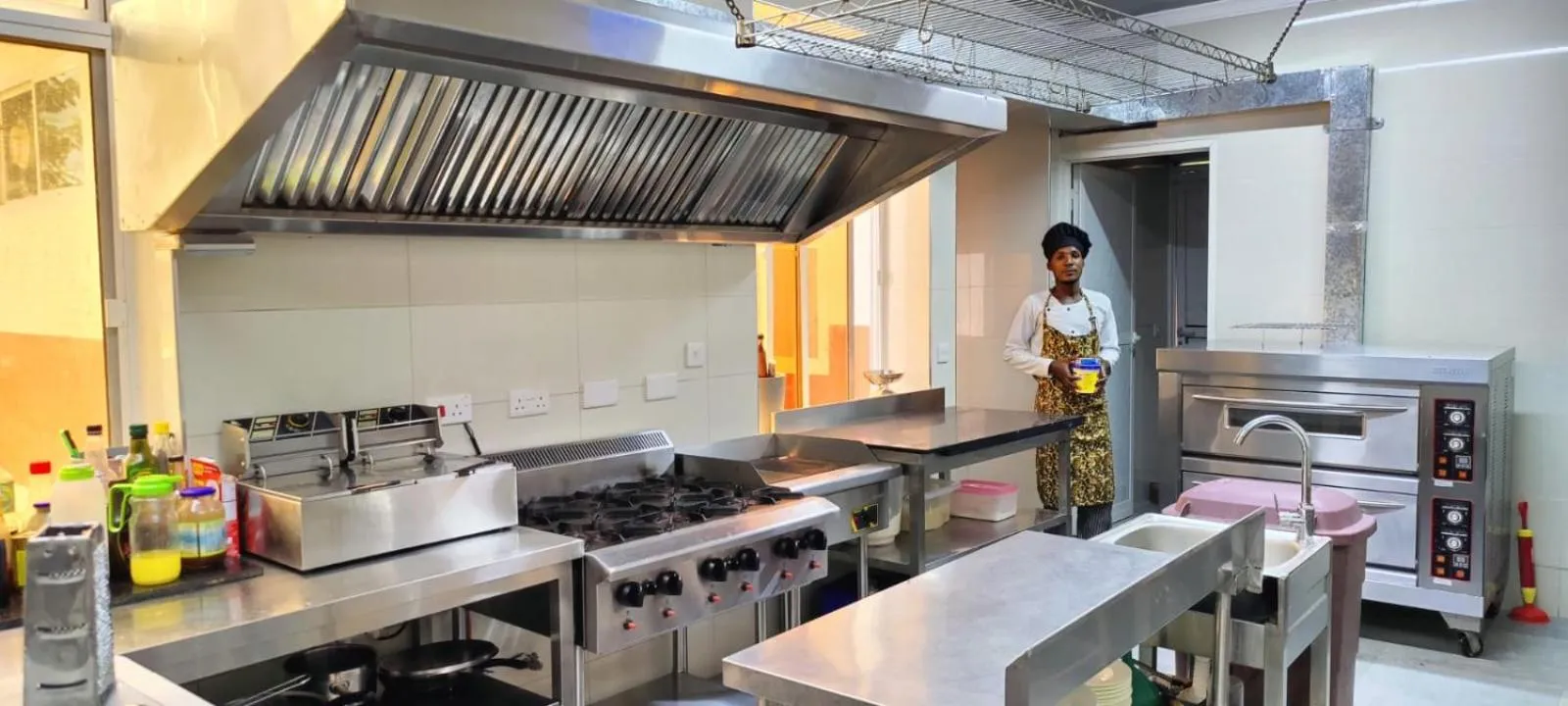 Kitchen or kitchenette in Villa Fleur De Lys