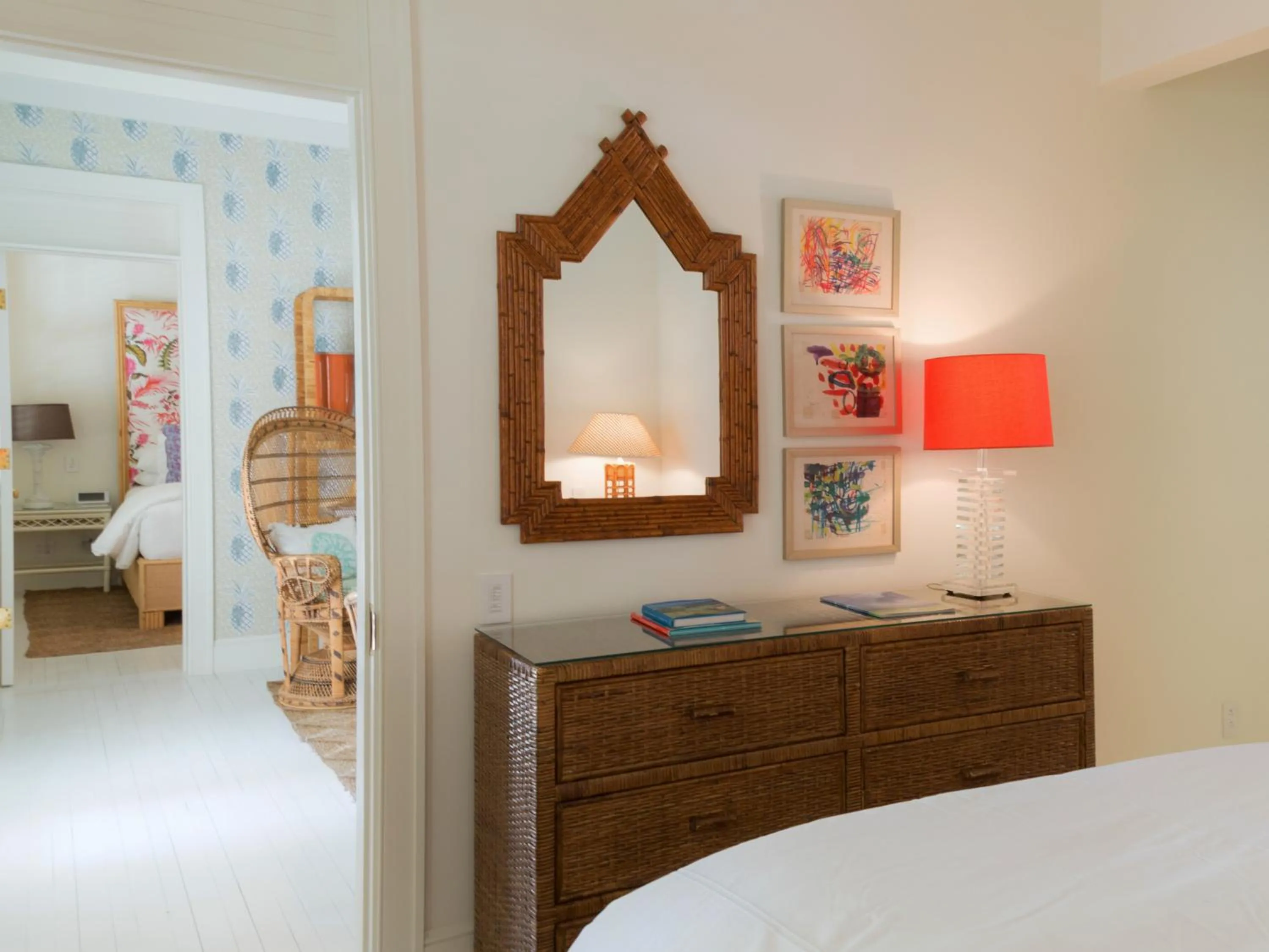 Bed in Eleven Bahama House