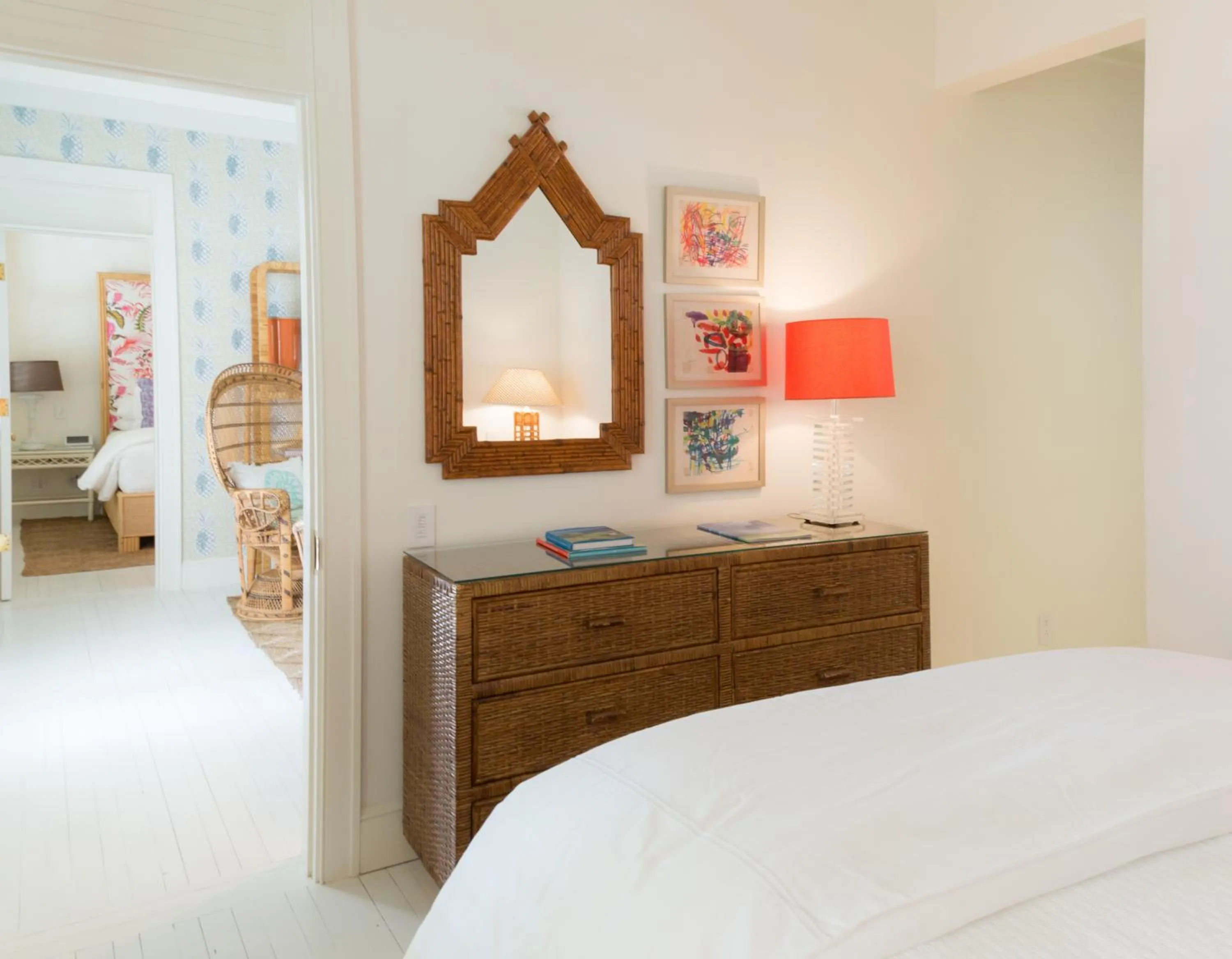 Bed in Eleven Bahama House