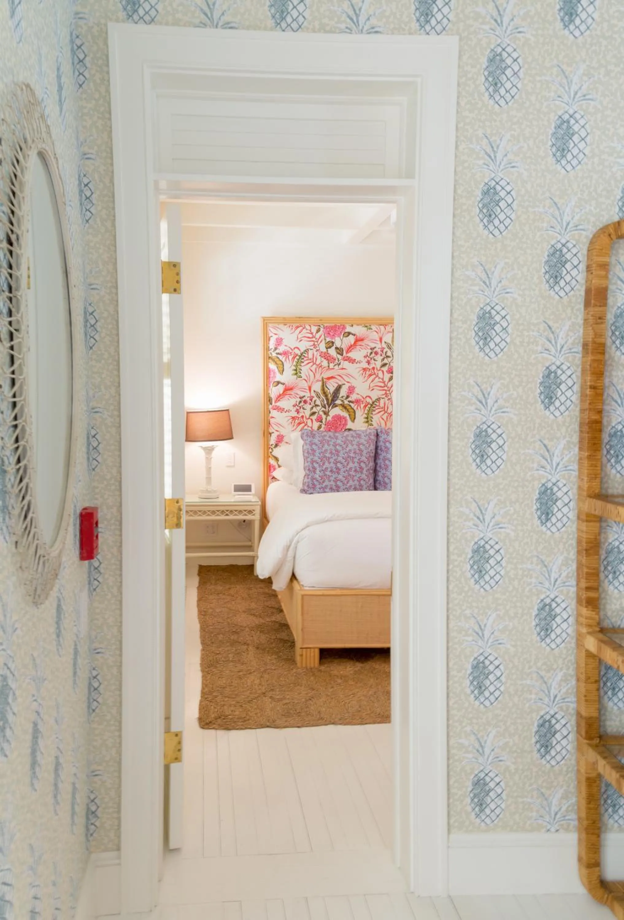 Bed in Eleven Bahama House