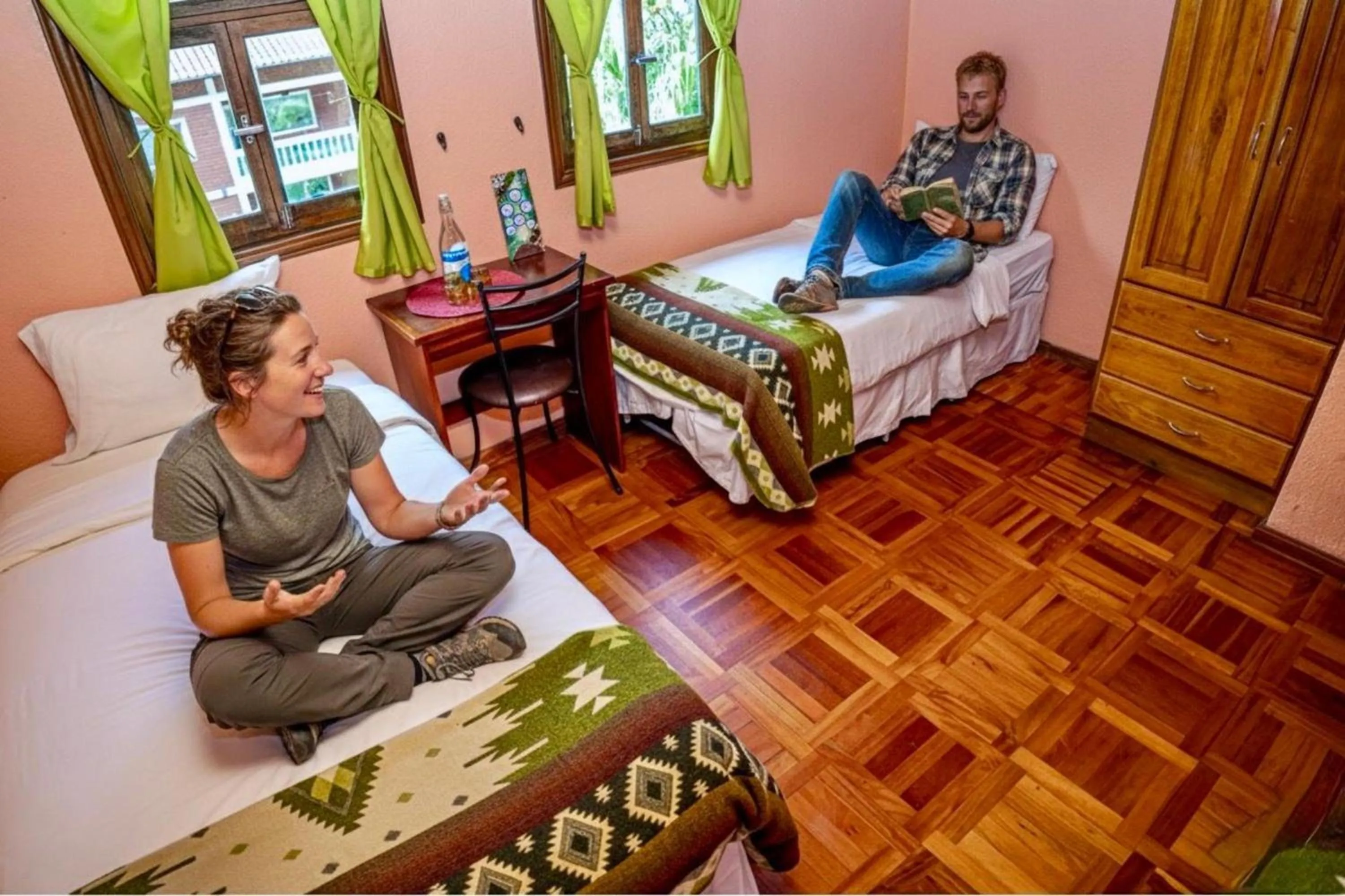 People, Bed in La Casa del Molino Blanco B&B