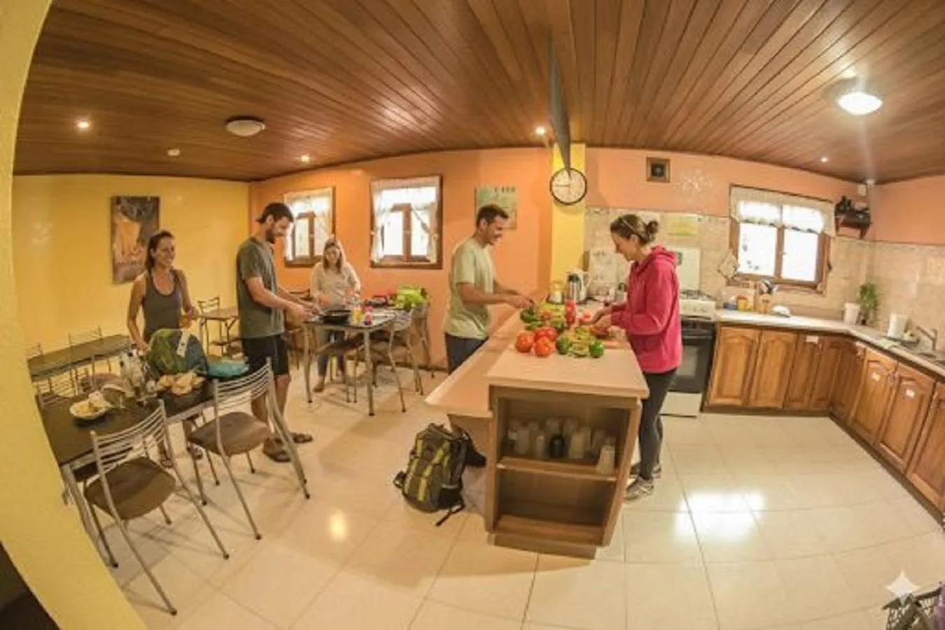 Communal kitchen in La Casa del Molino Blanco B&B