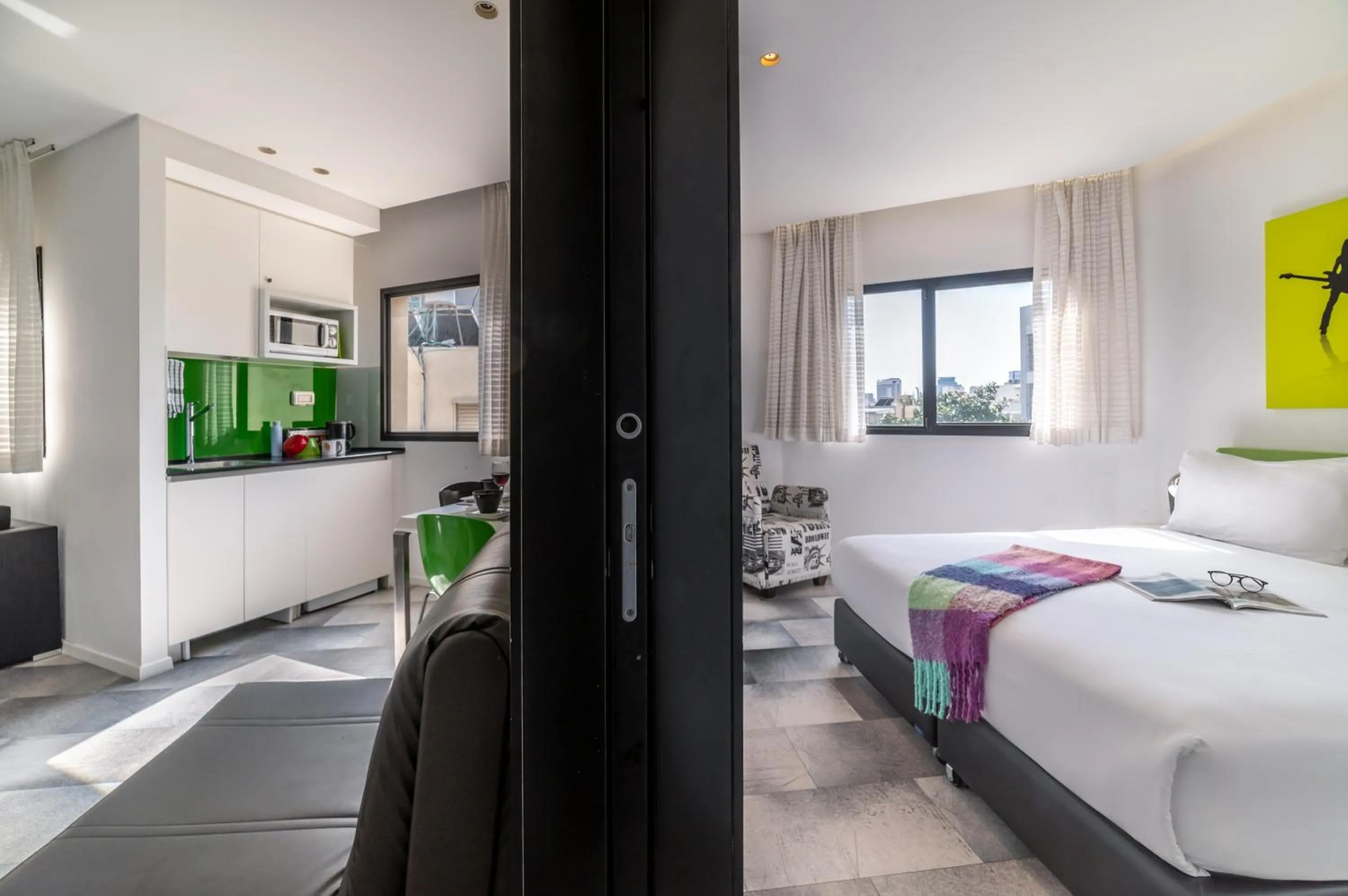 Photo of the whole room, Bed in 130 Rock Apartments