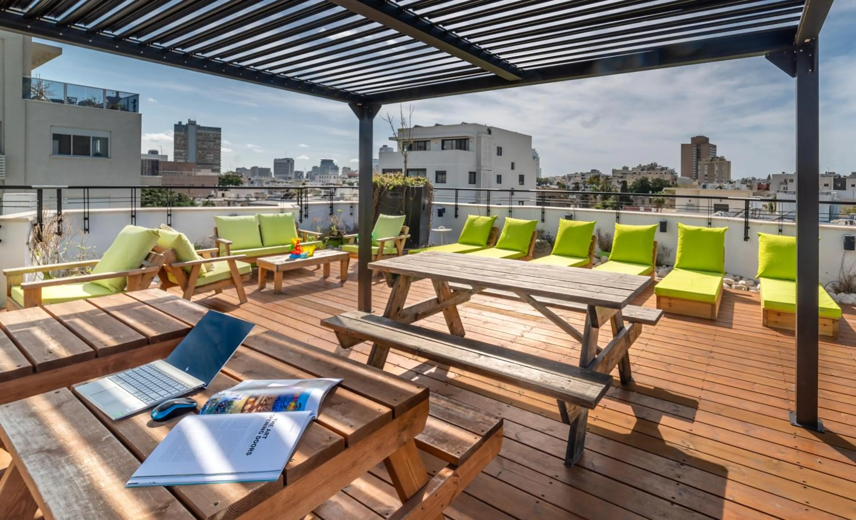 Balcony/Terrace in 130 Rock Apartments