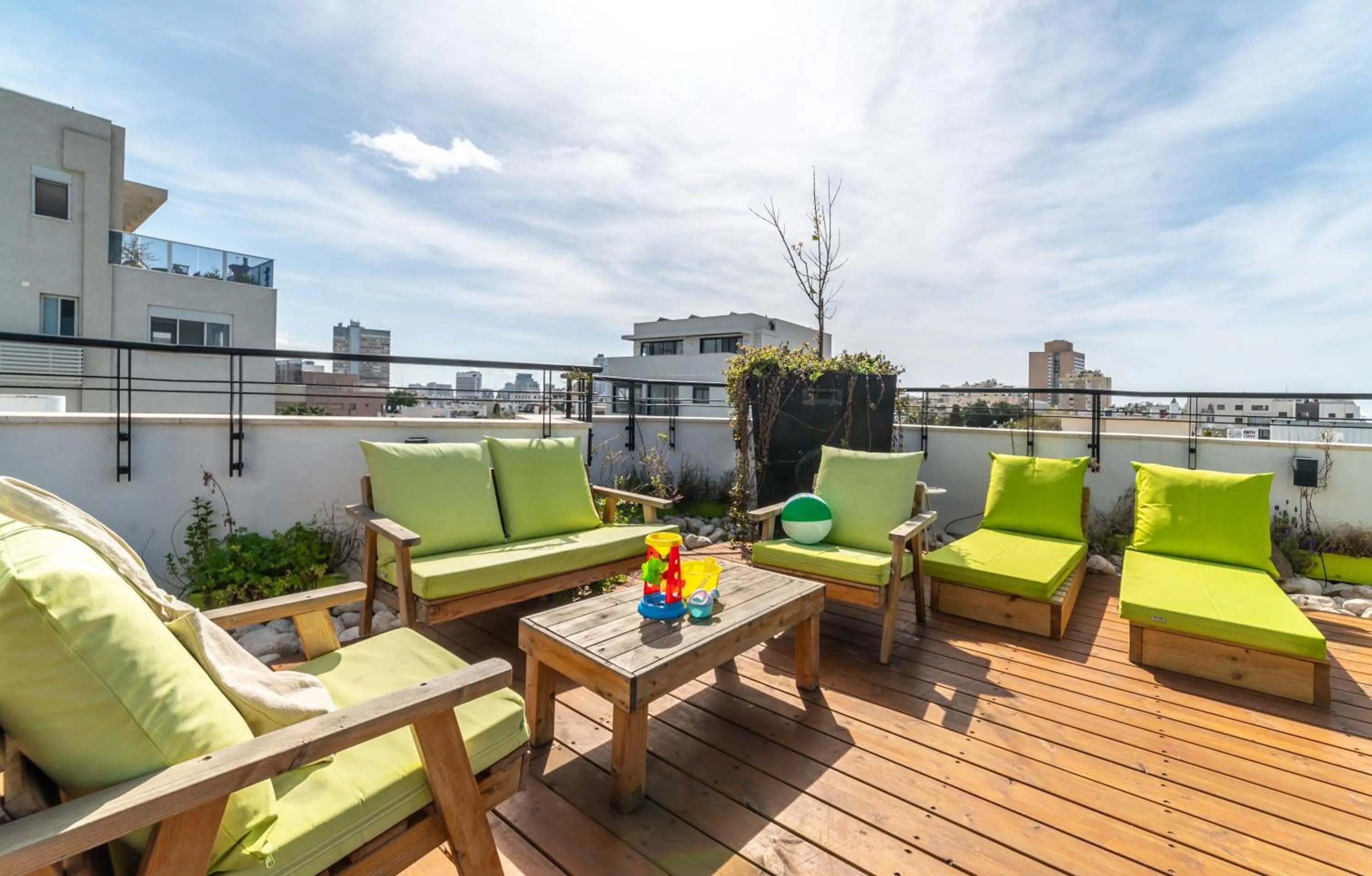 Balcony/Terrace in 130 Rock Apartments