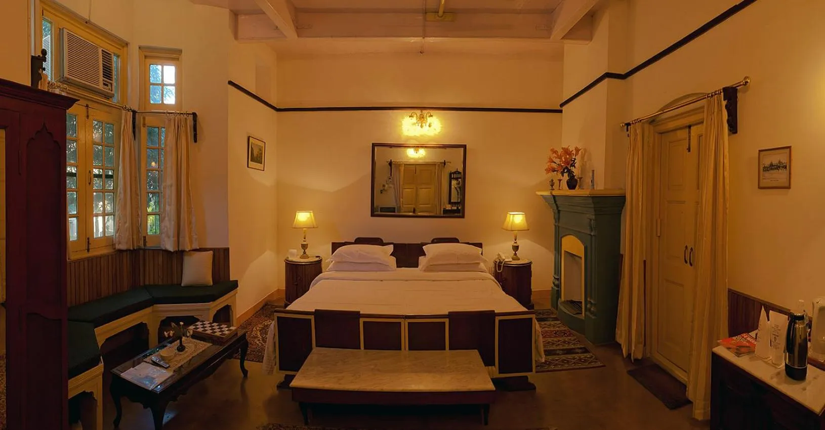 Bed in WelcomHeritage Judges Court