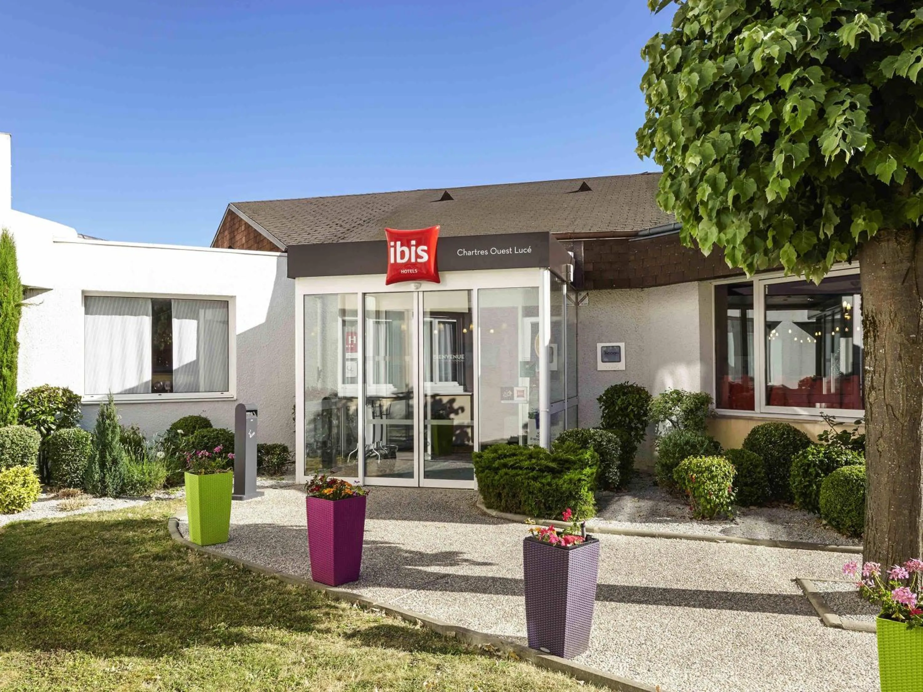 Property building in ibis Chartres Ouest Luce