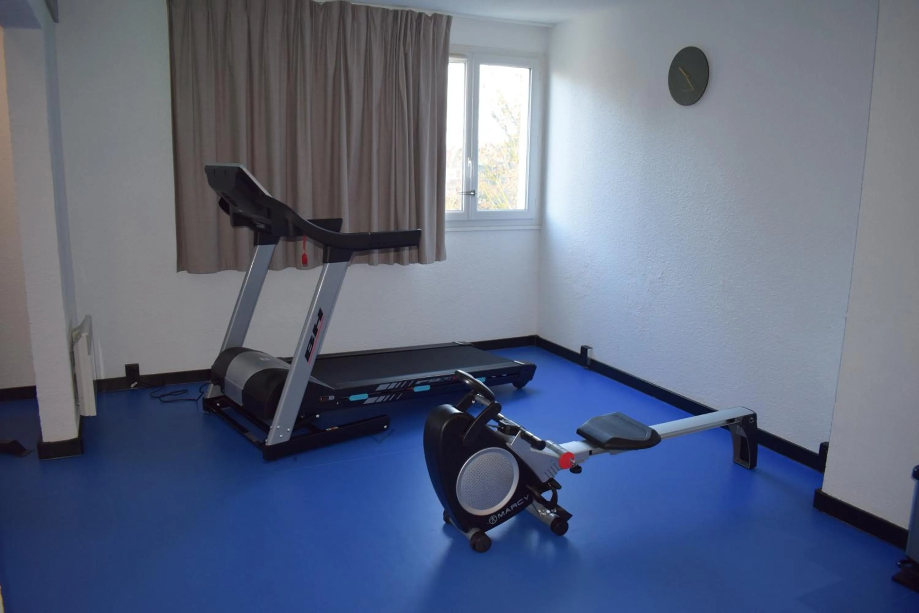 Fitness centre/facilities in ibis Chartres Ouest Luce
