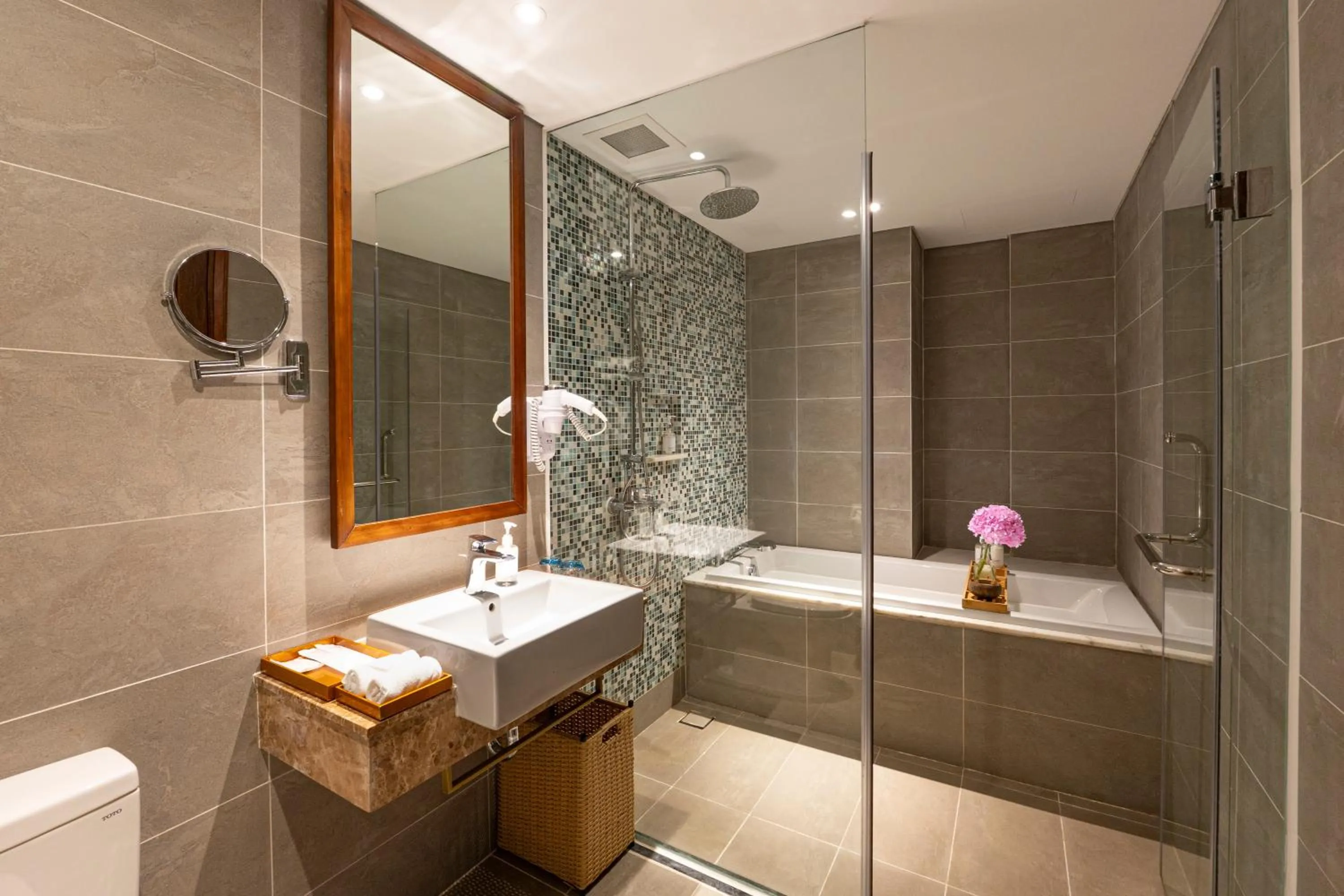 Shower in Best Western Premier Sonasea Phu Quoc