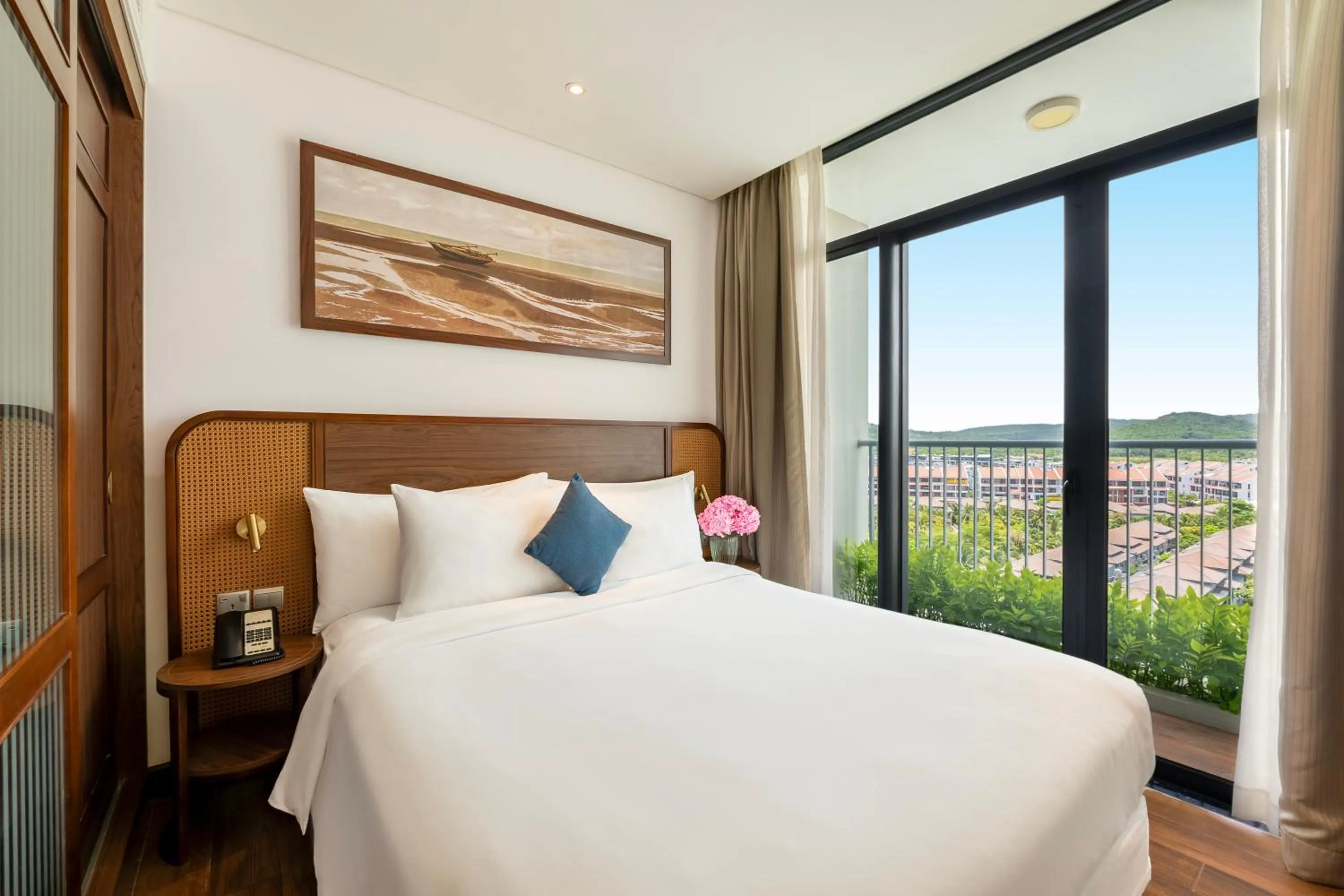 Bedroom, Bed in Best Western Premier Sonasea Phu Quoc