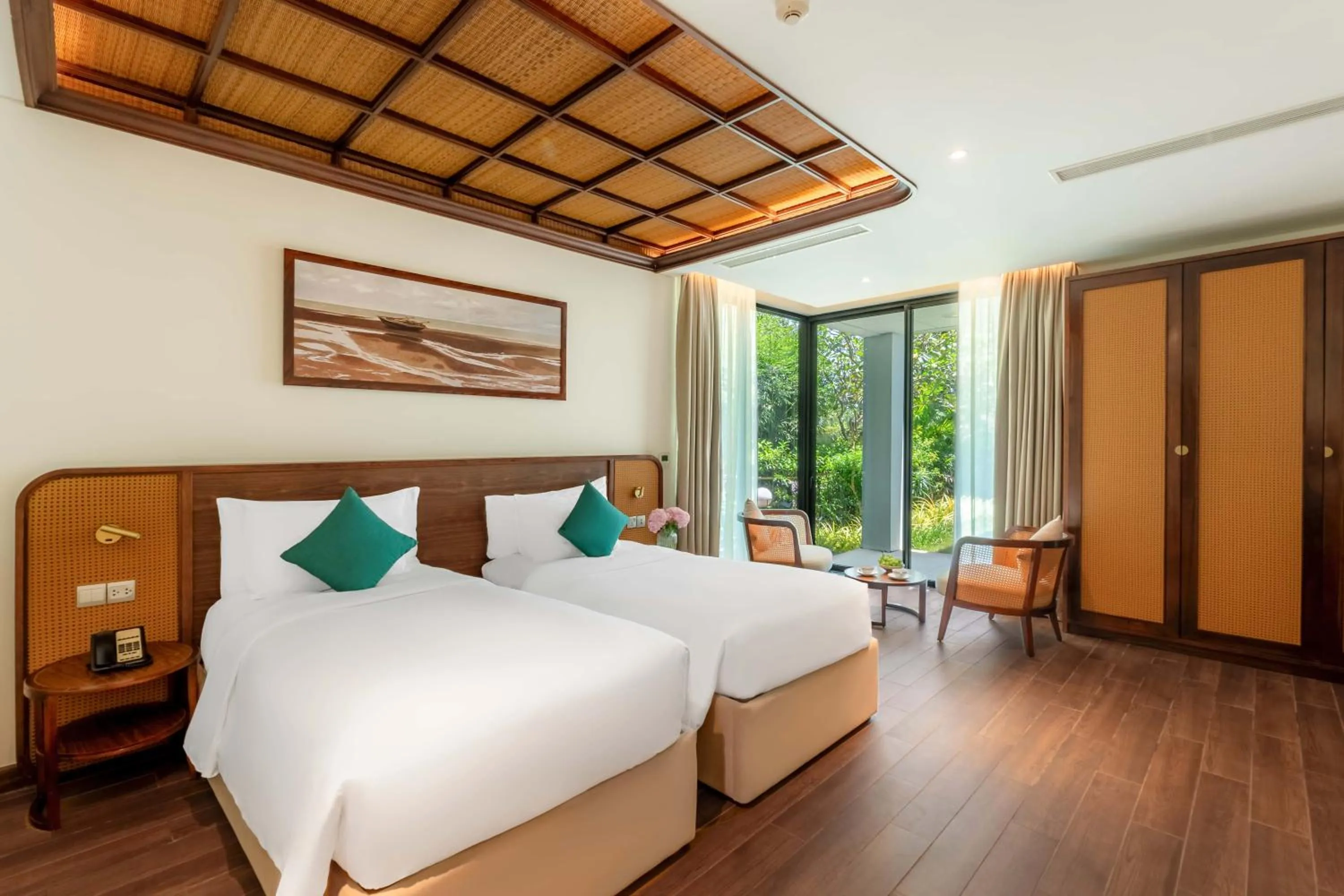 Bed in Best Western Premier Sonasea Phu Quoc