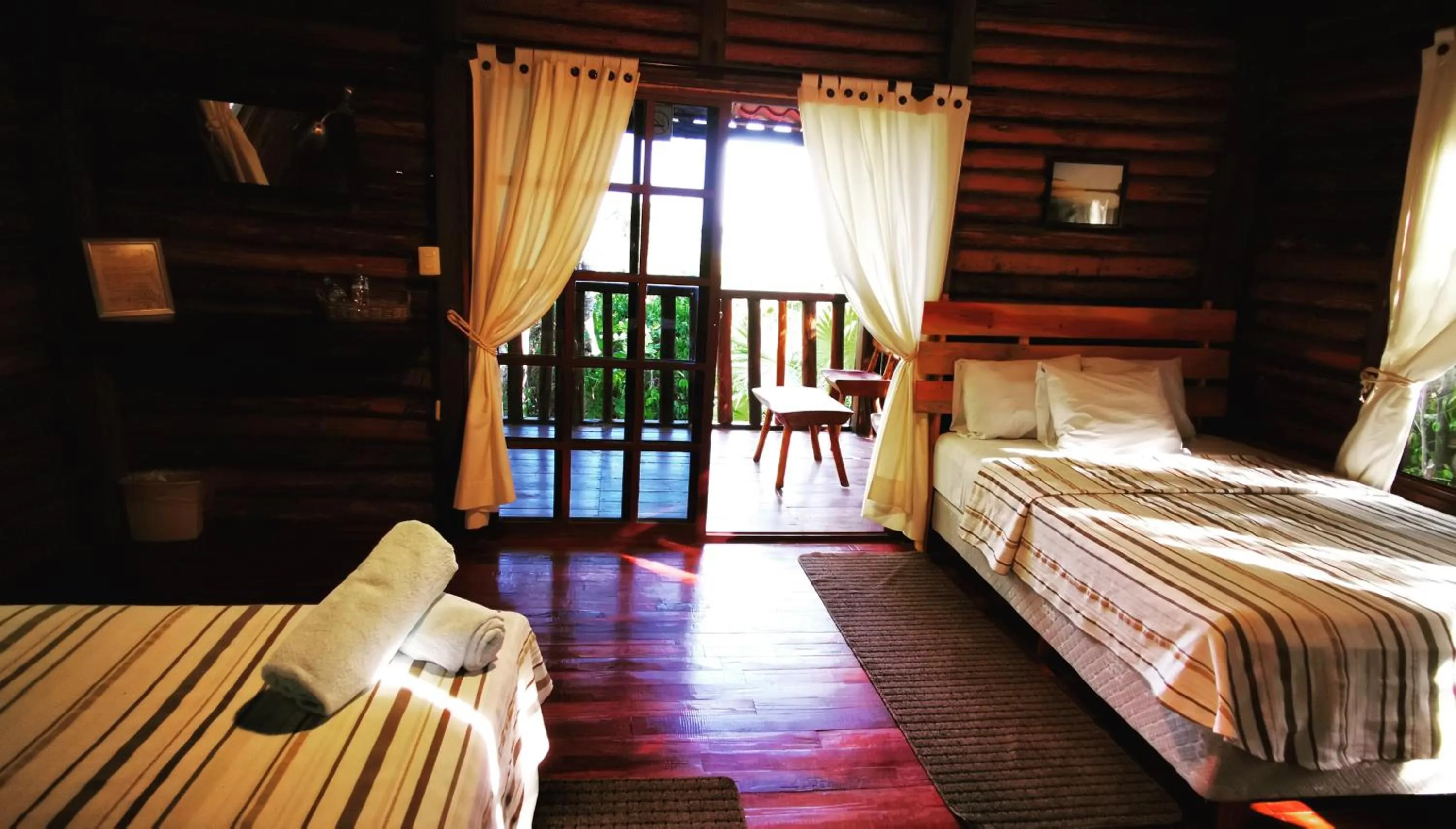 Photo of the whole room, Bed in Hotel El Chital