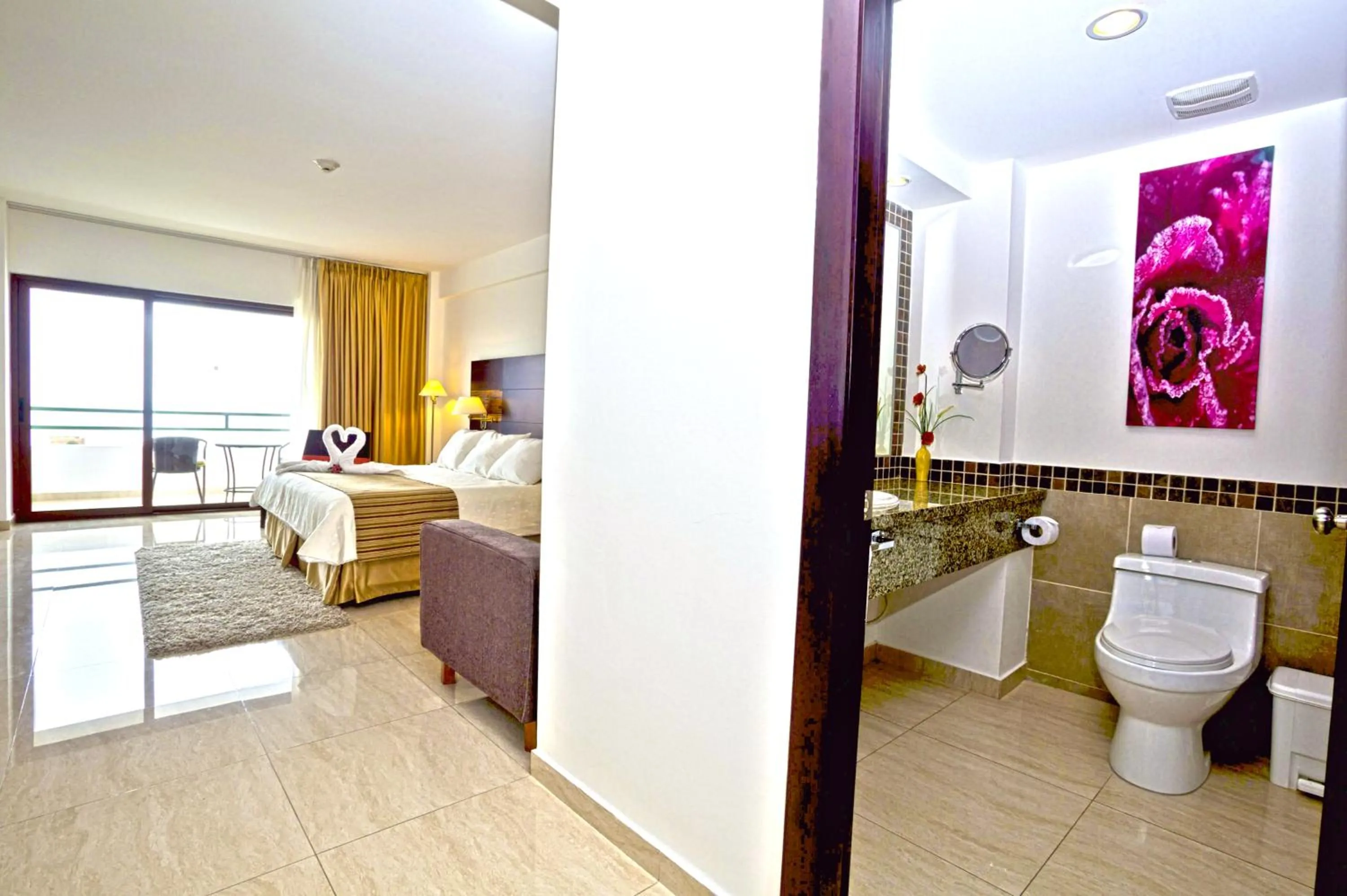 Toilet in Hotel Balandra