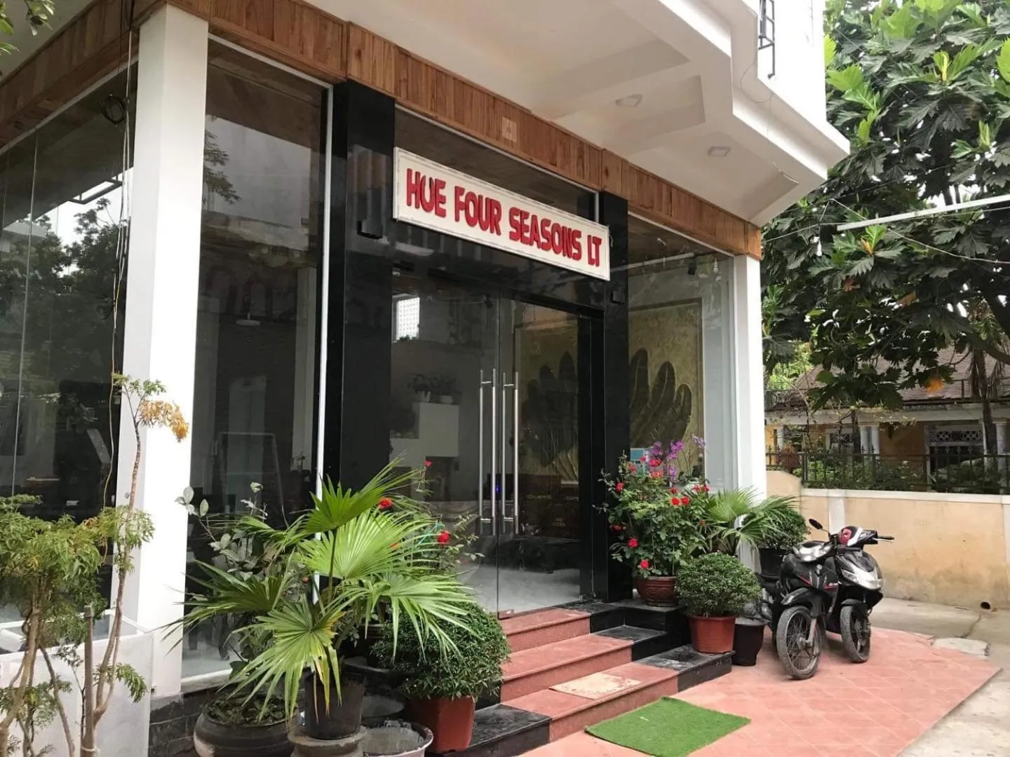 Property building in Hue Four Seasons Hotel