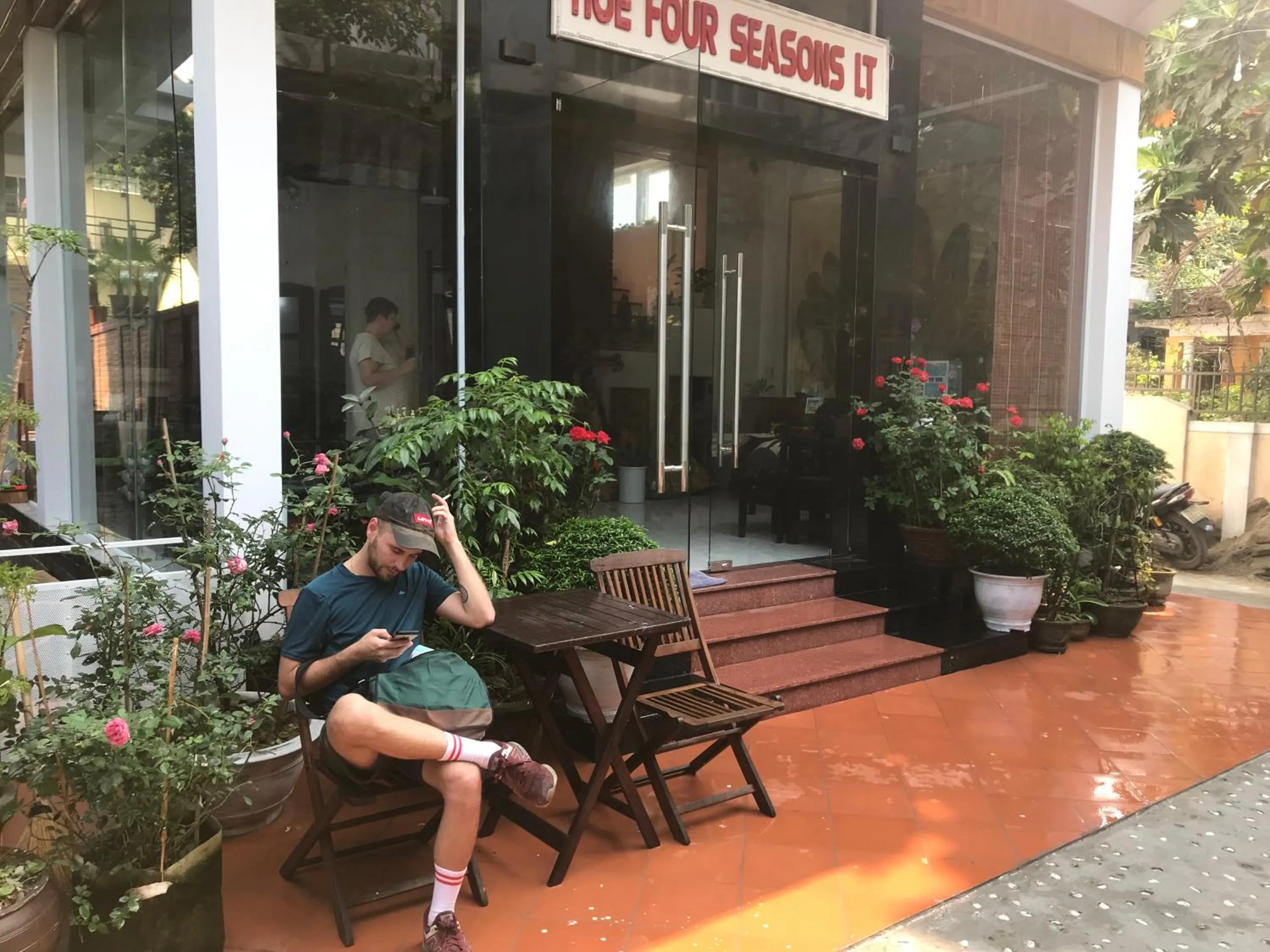 Seating area in Hue Four Seasons Hotel