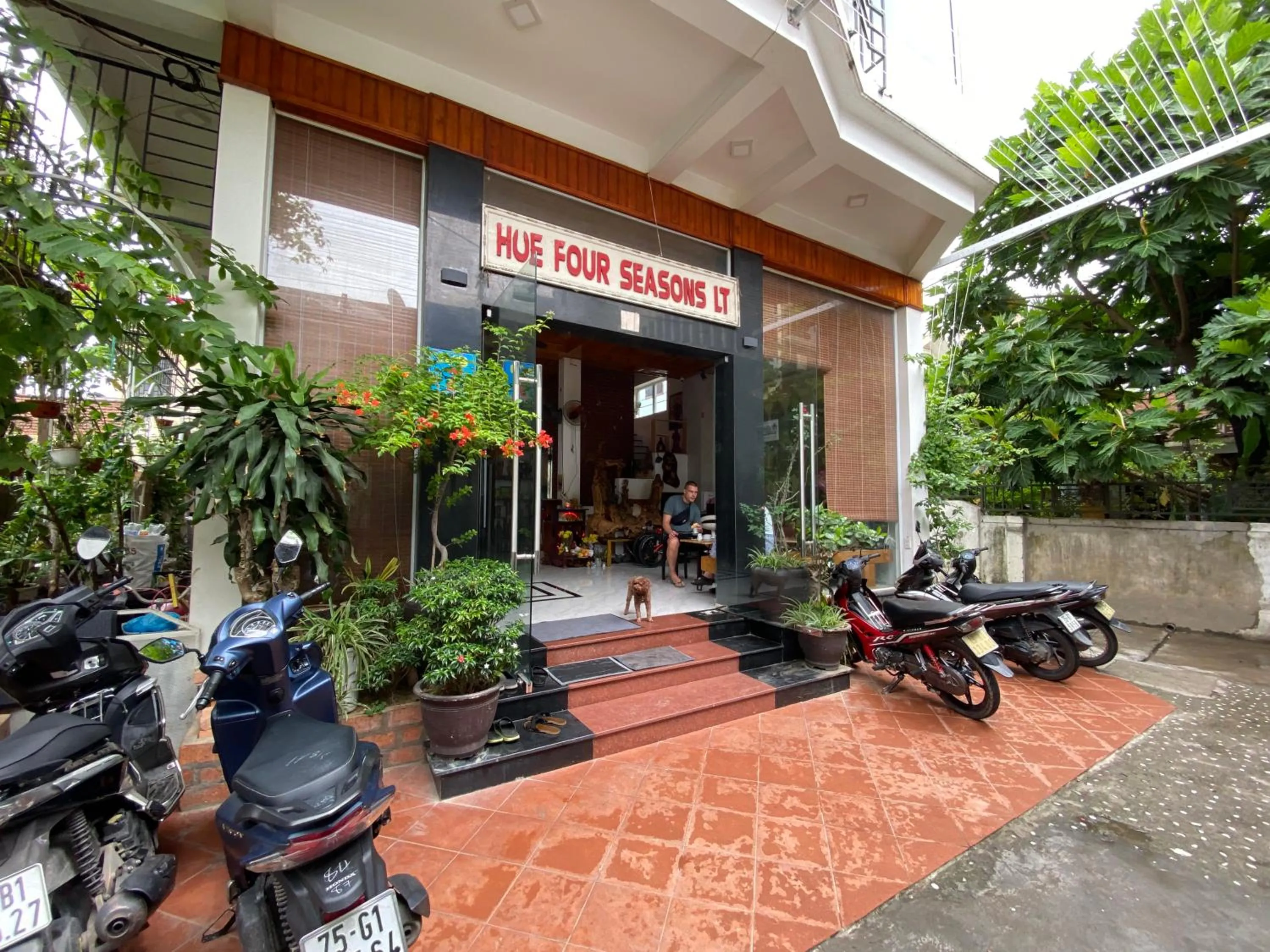 Property building in Hue Four Seasons Hotel