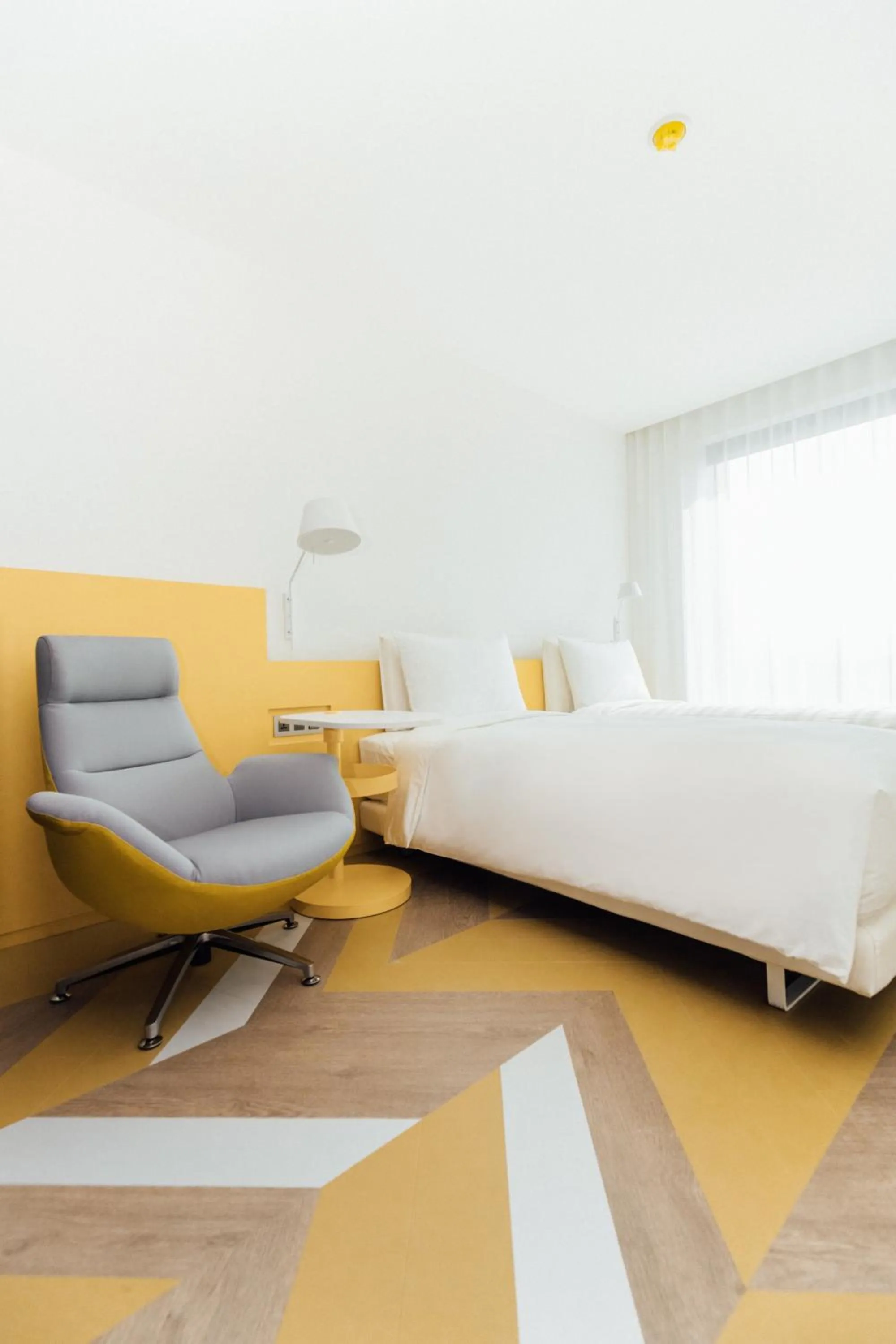 bunk bed, Bed in The Place Taipei