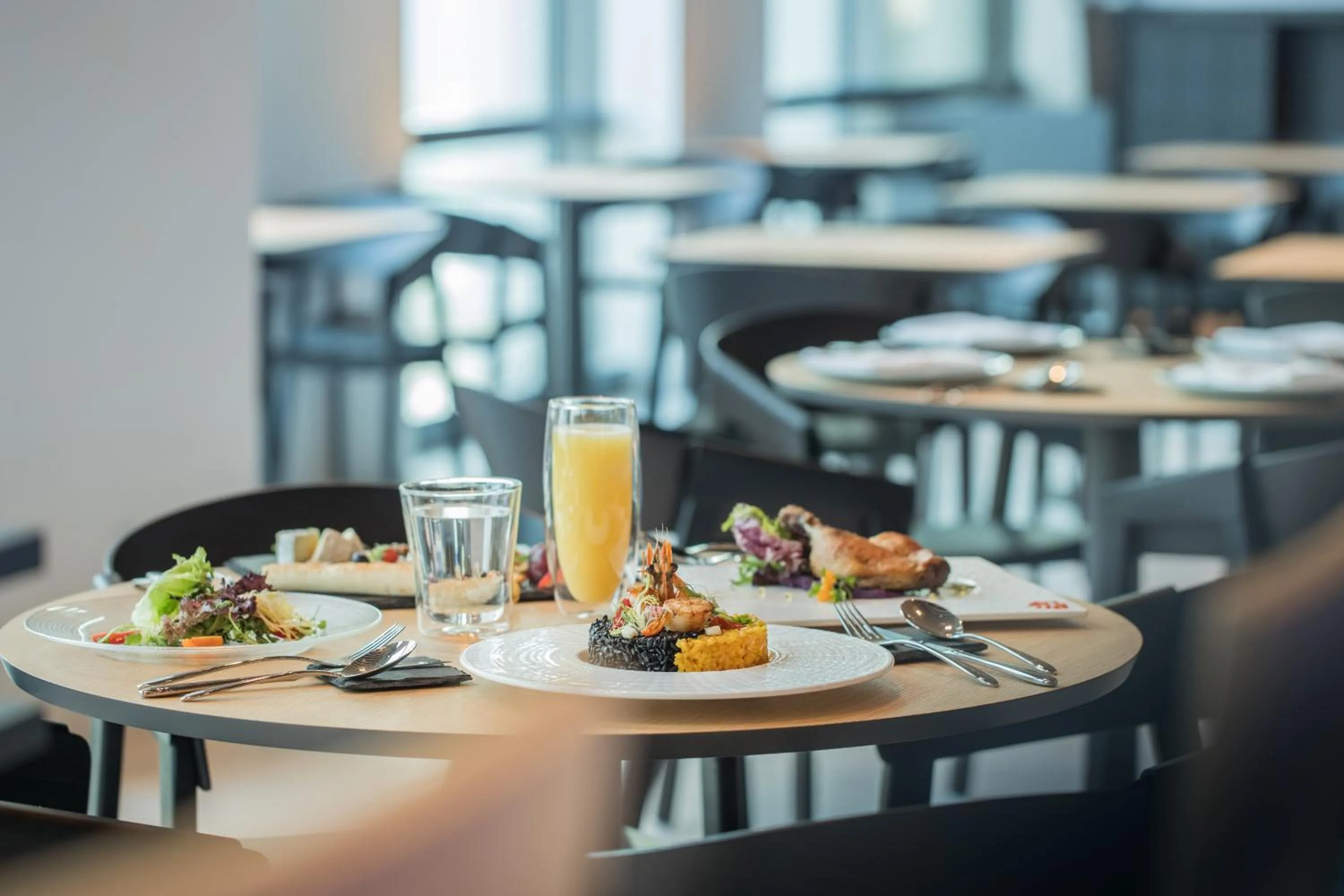 Restaurant/places to eat in The Place Taipei