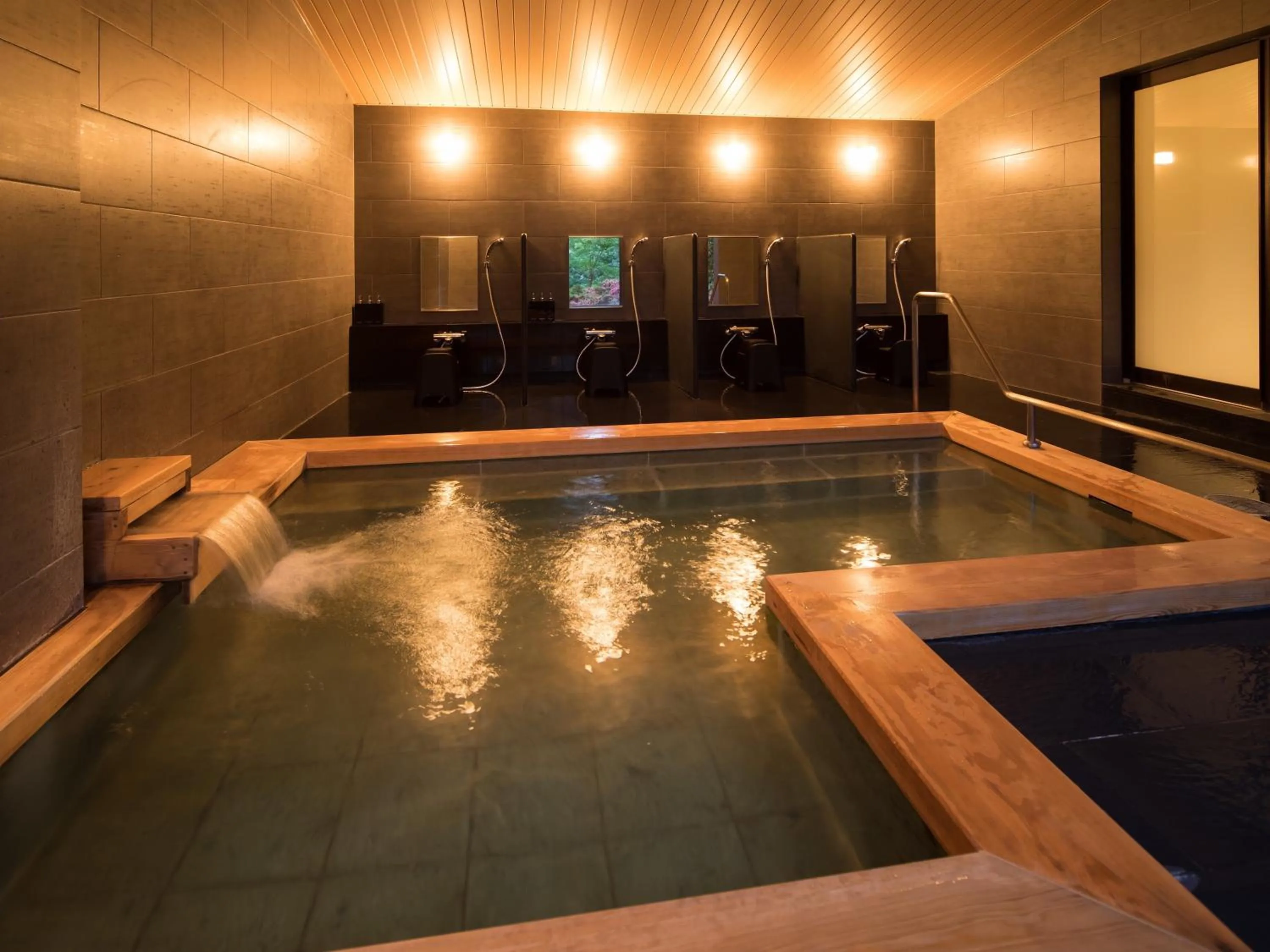 Public Bath in barhotel Hakone Kazan