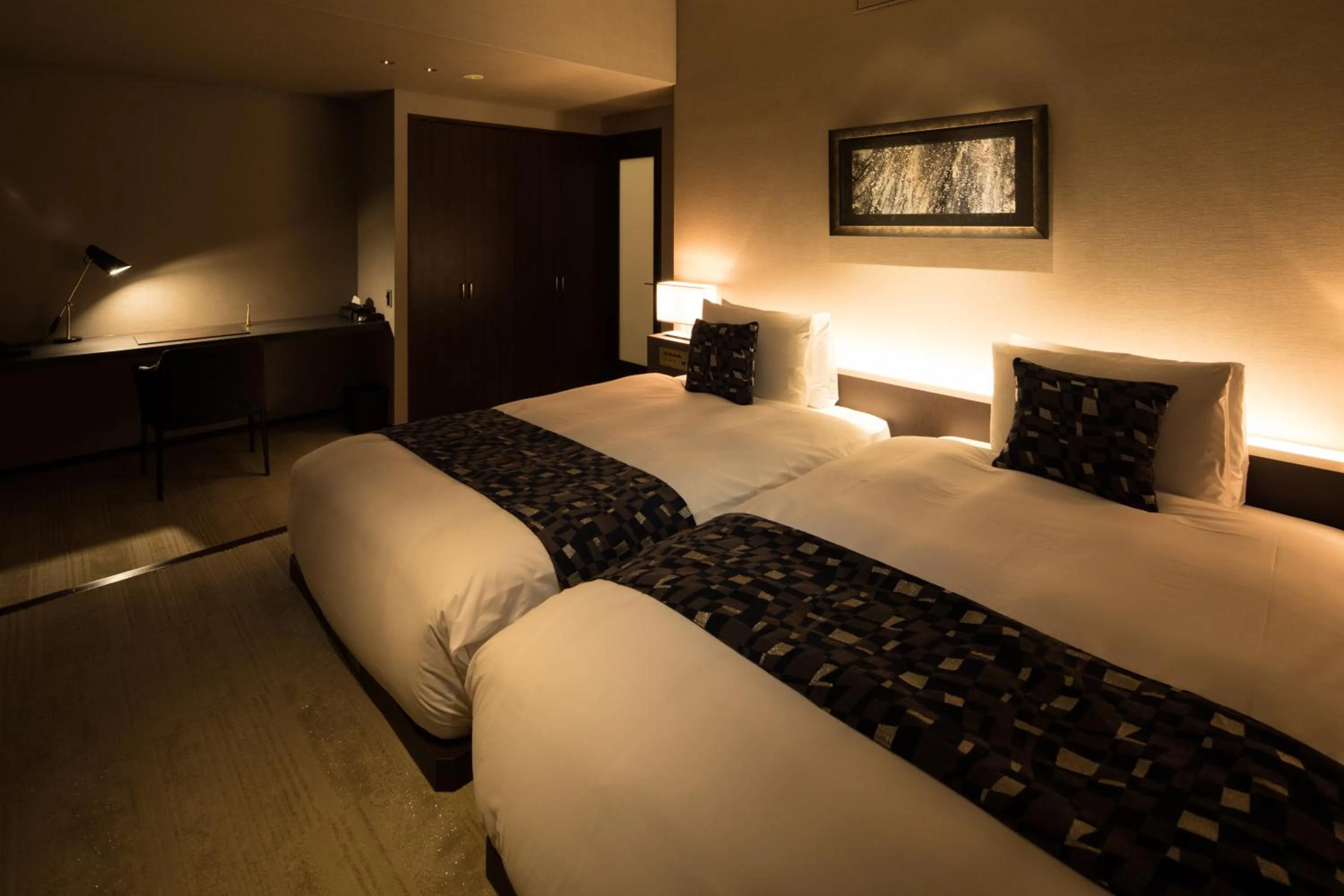 Bed in barhotel Hakone Kazan