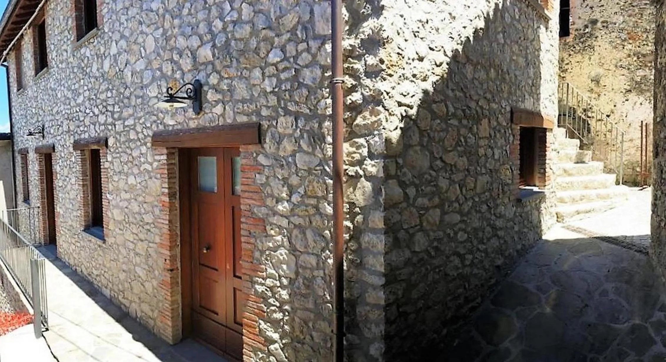 Property building in B&B Leofreni Natura