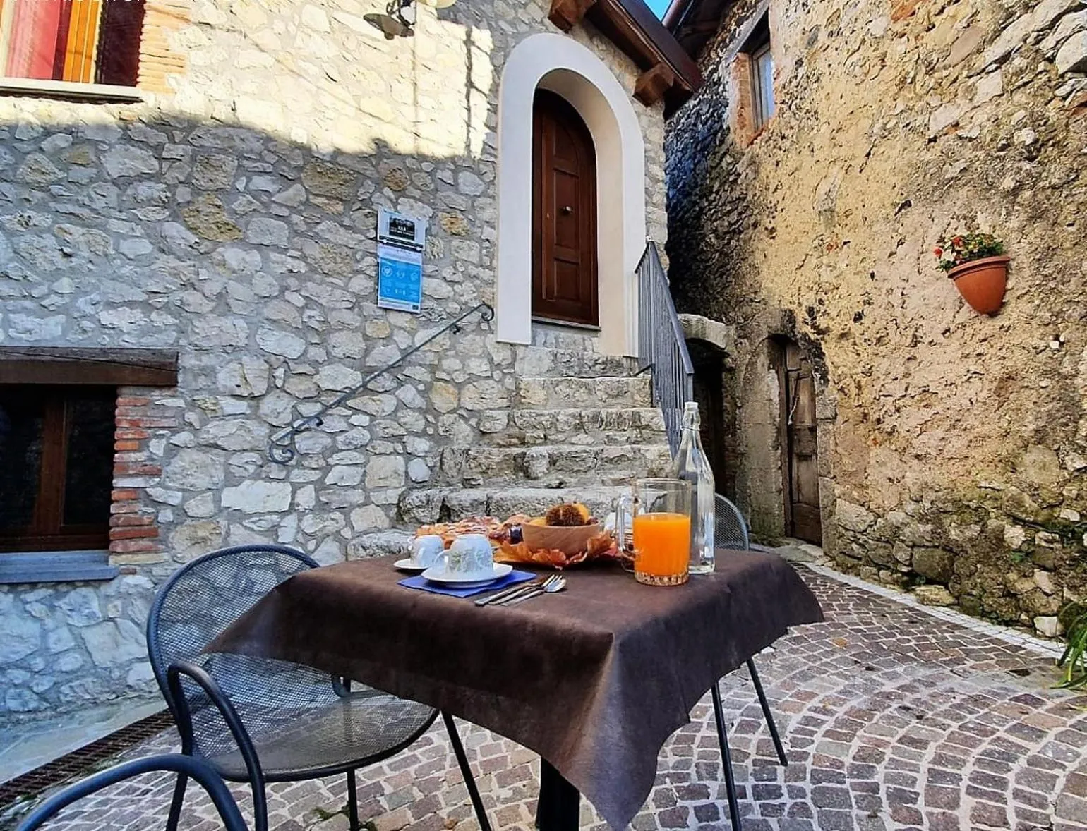 Facade/entrance in B&B Leofreni Natura