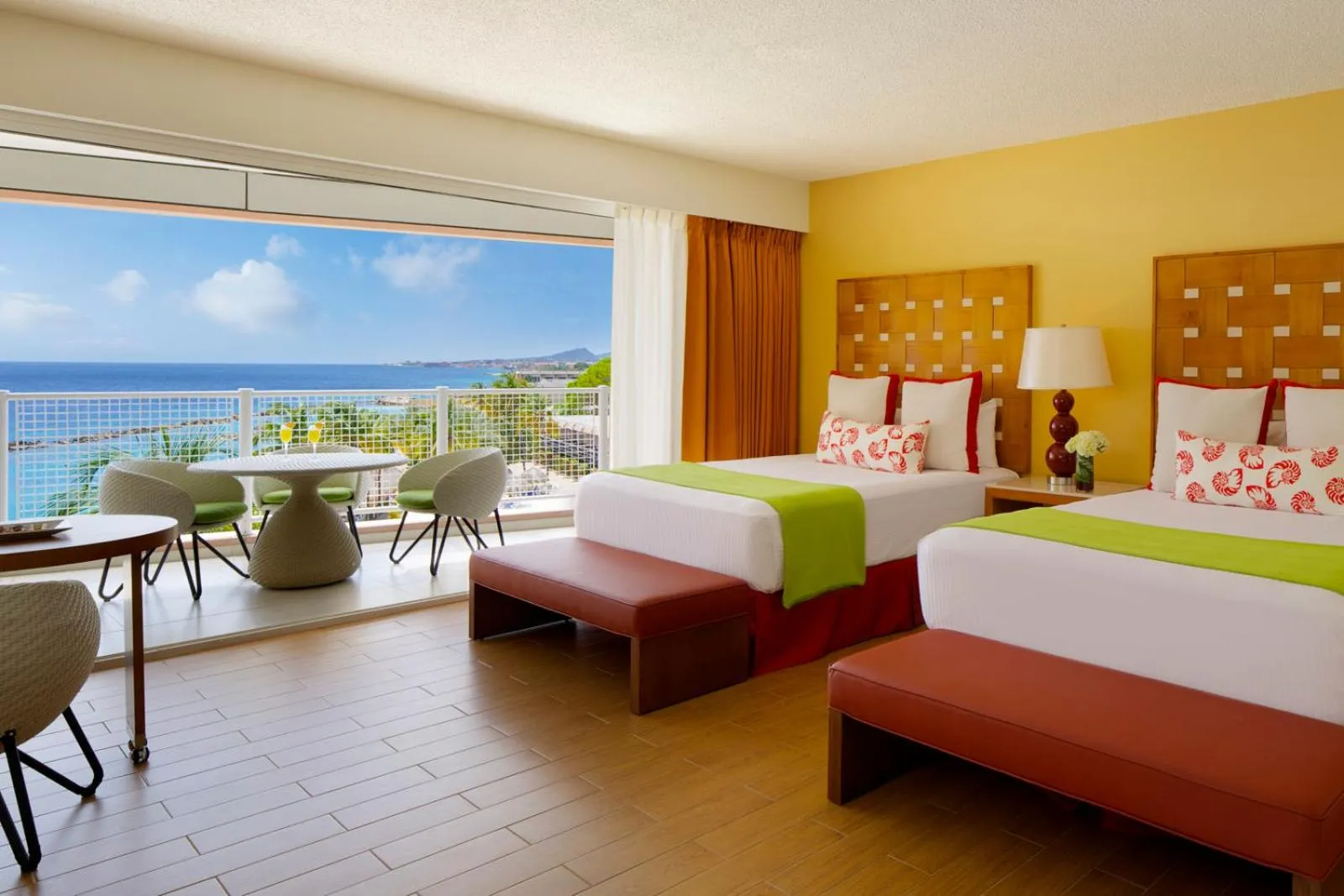Bed in Sunscape Curacao Resort Spa & Casino