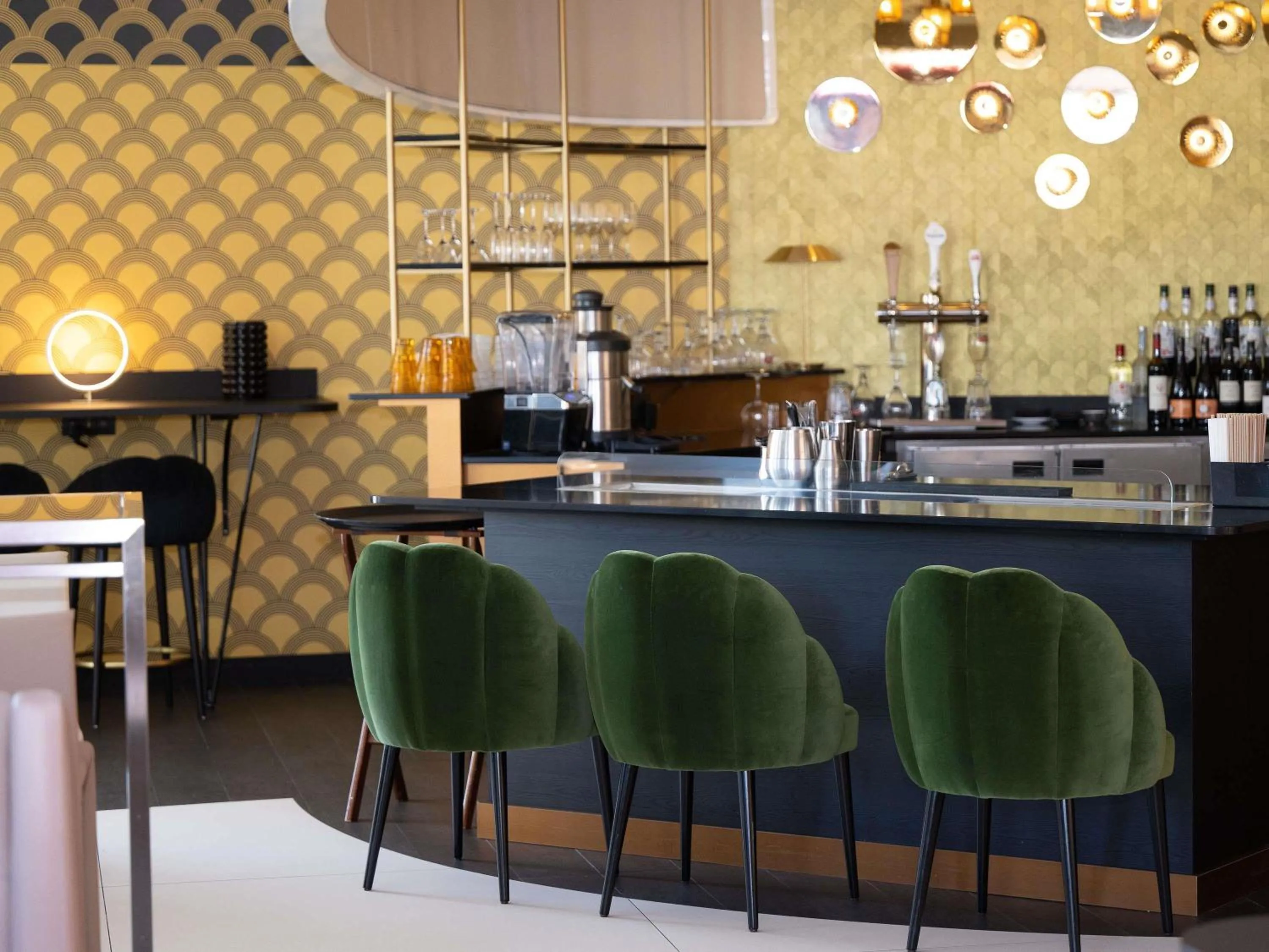 Lounge or bar in Pullman Brussels Centre Midi