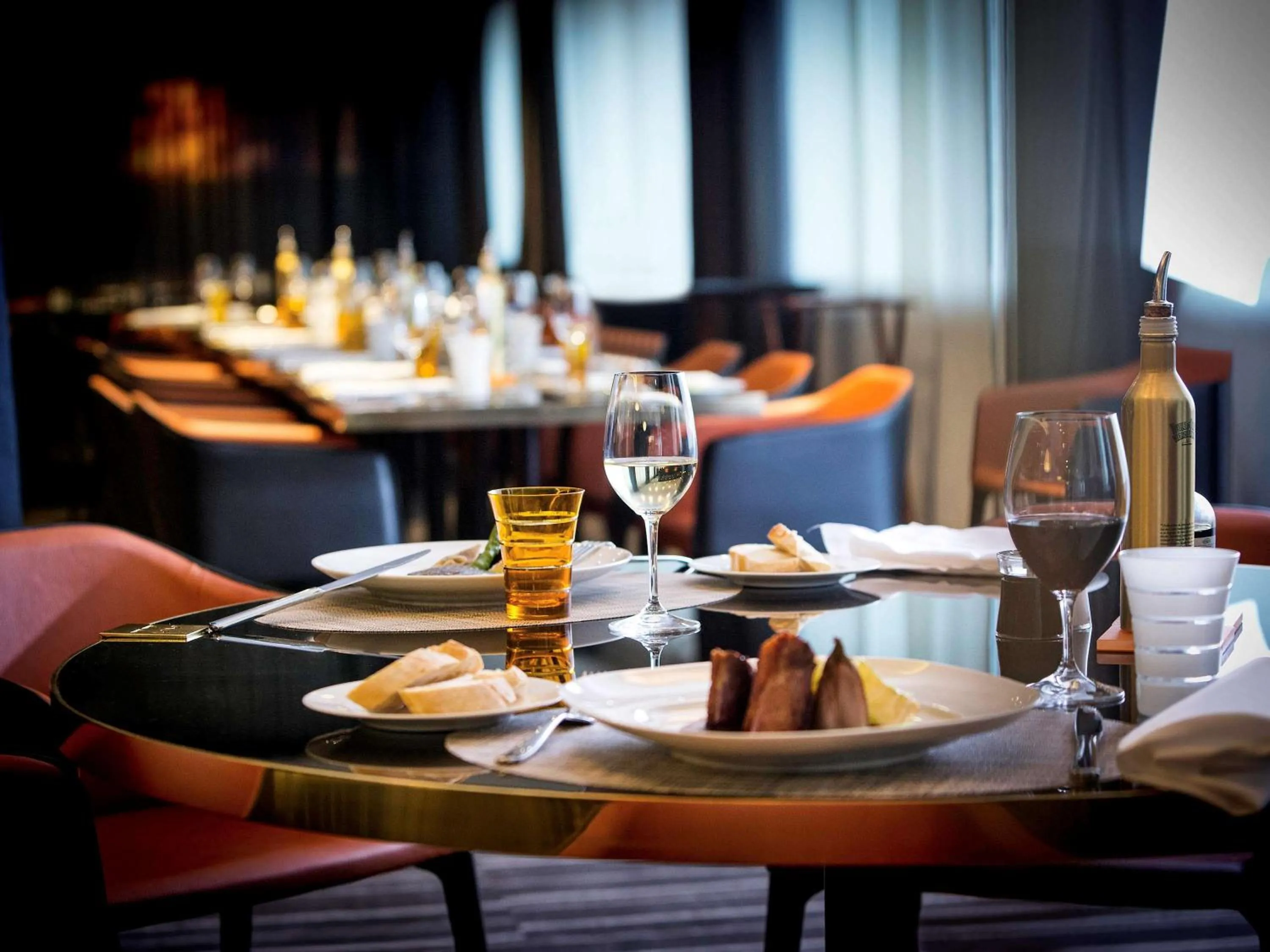 Restaurant/places to eat in Pullman Brussels Centre Midi