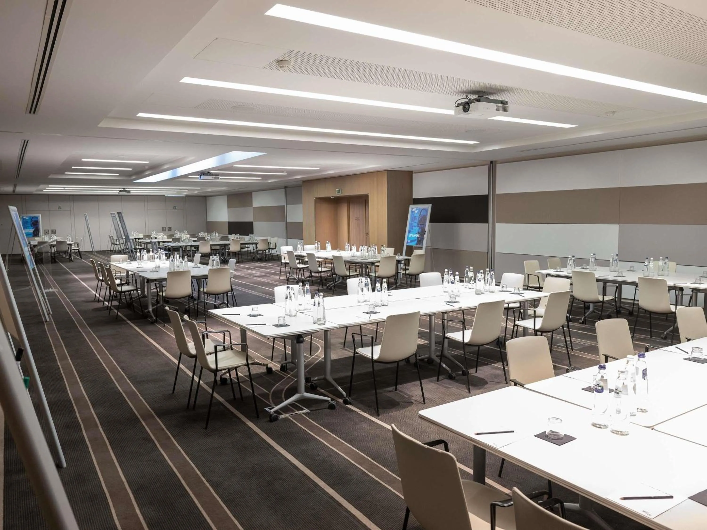 Meeting/conference room in Pullman Brussels Centre Midi