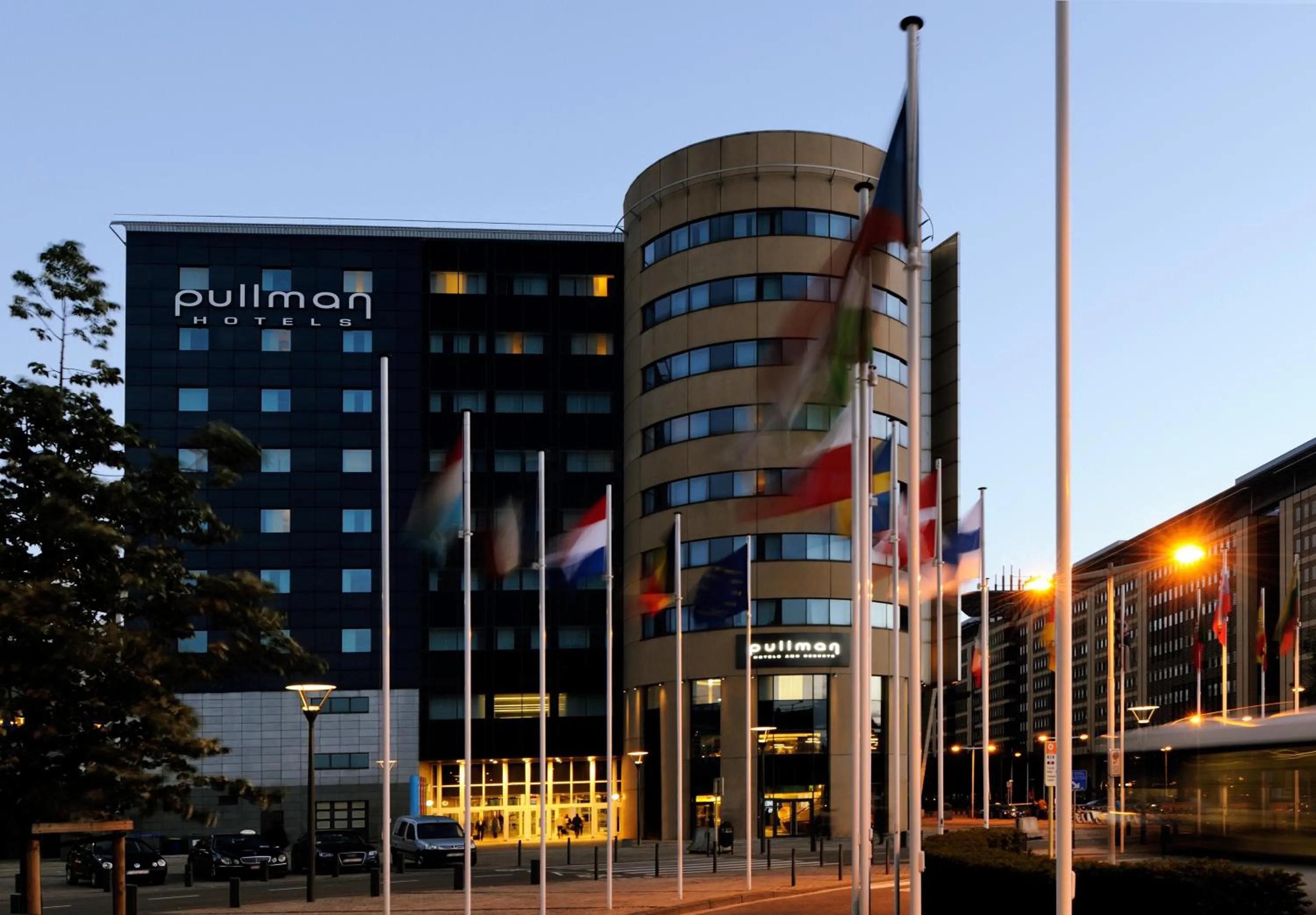 Facade/entrance in Pullman Brussels Centre Midi