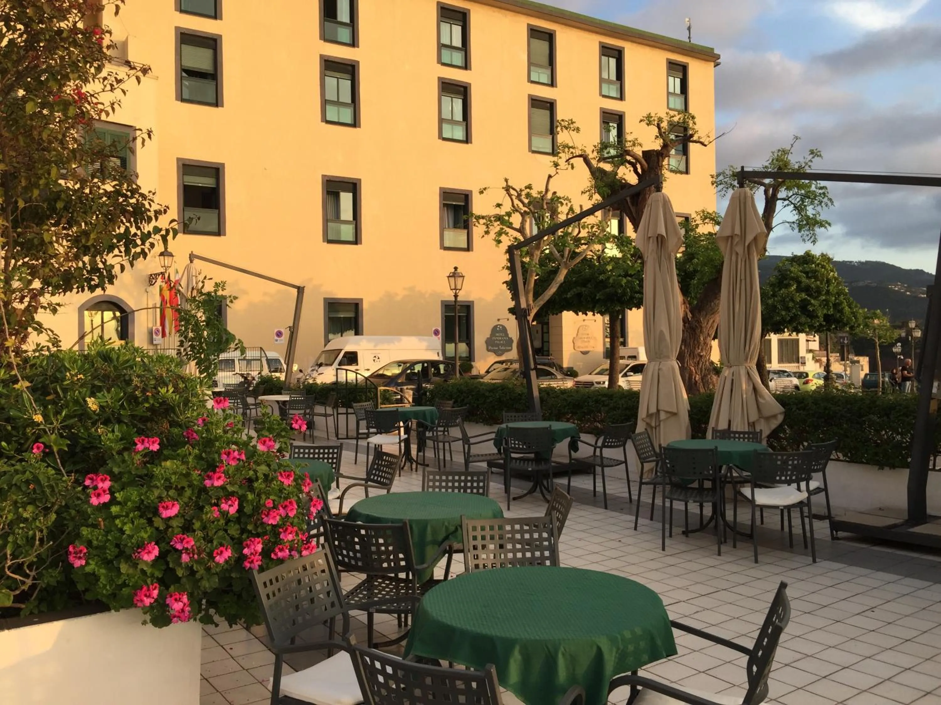 Panorama Palace Hotel