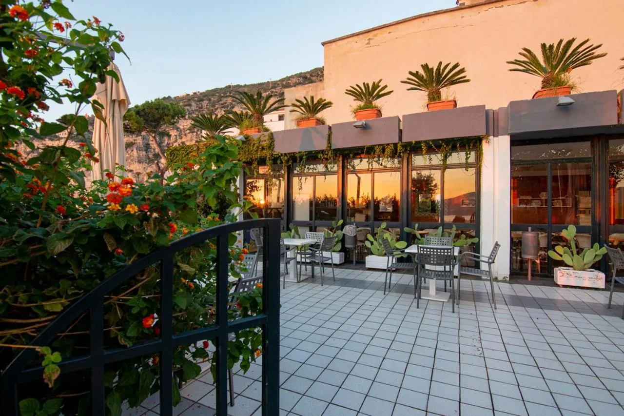 Panorama Palace Hotel