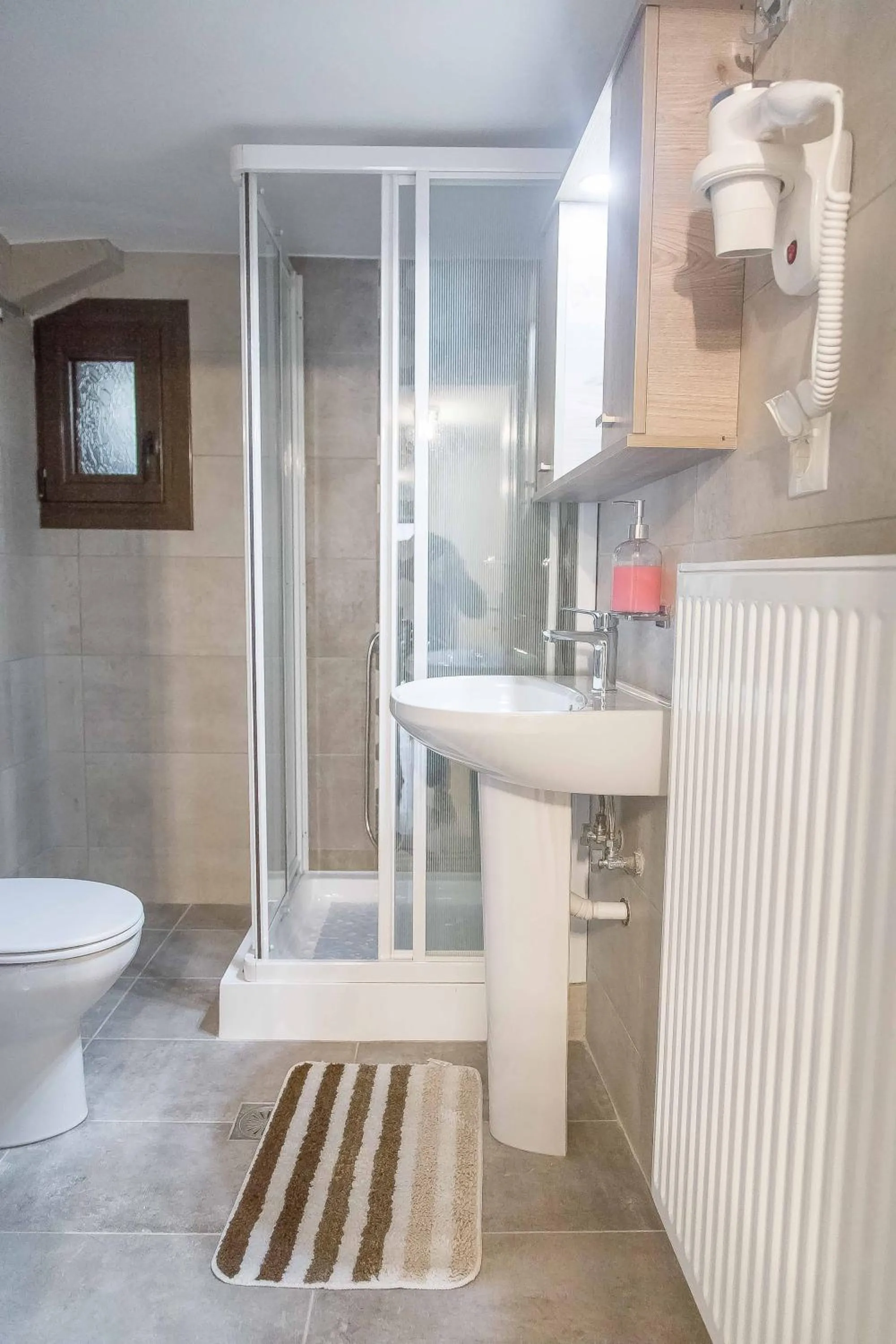 Bathroom in Historic Luxury House in the Heart of Meteora