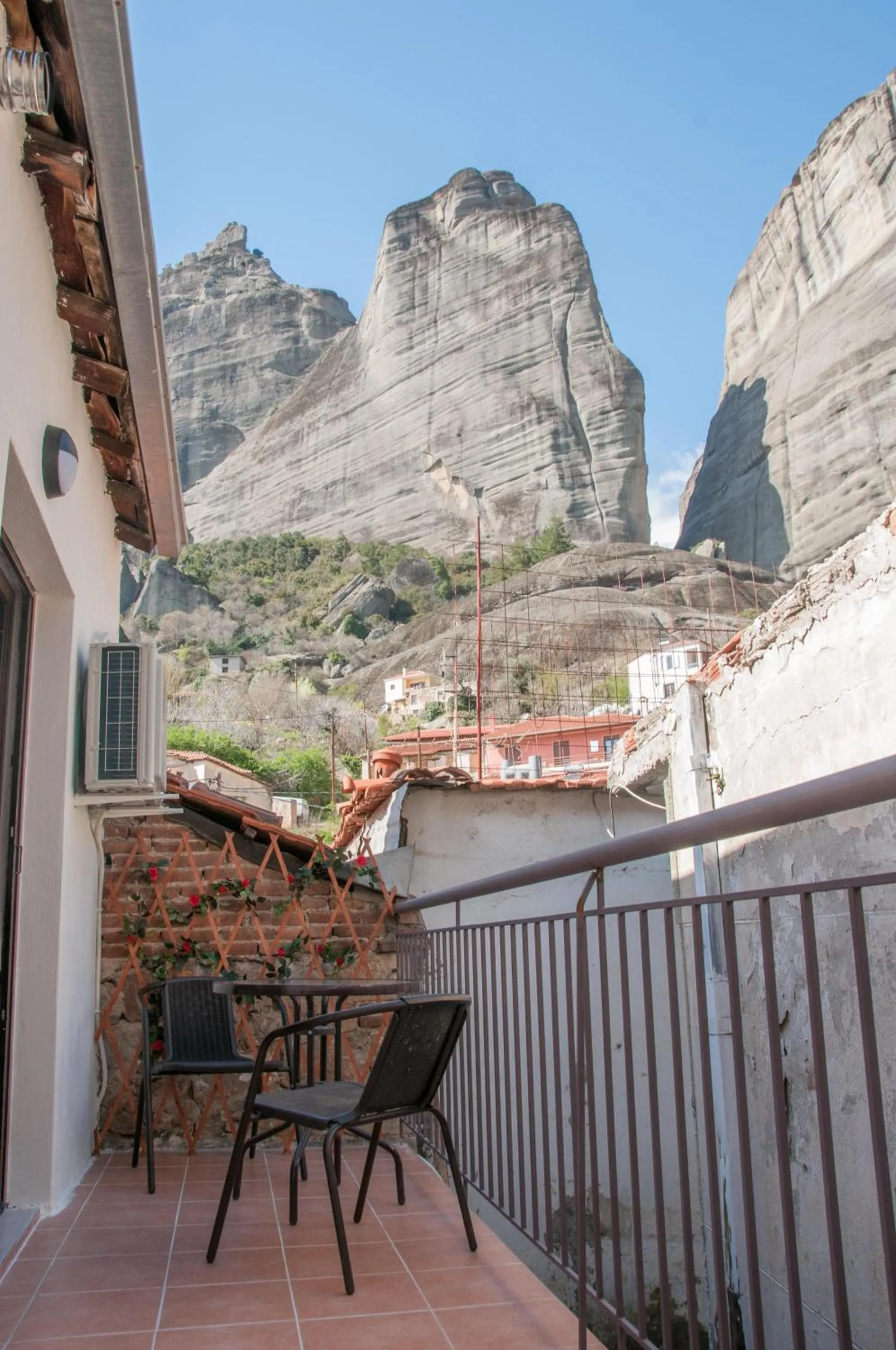 Patio in Historic Luxury House in the Heart of Meteora
