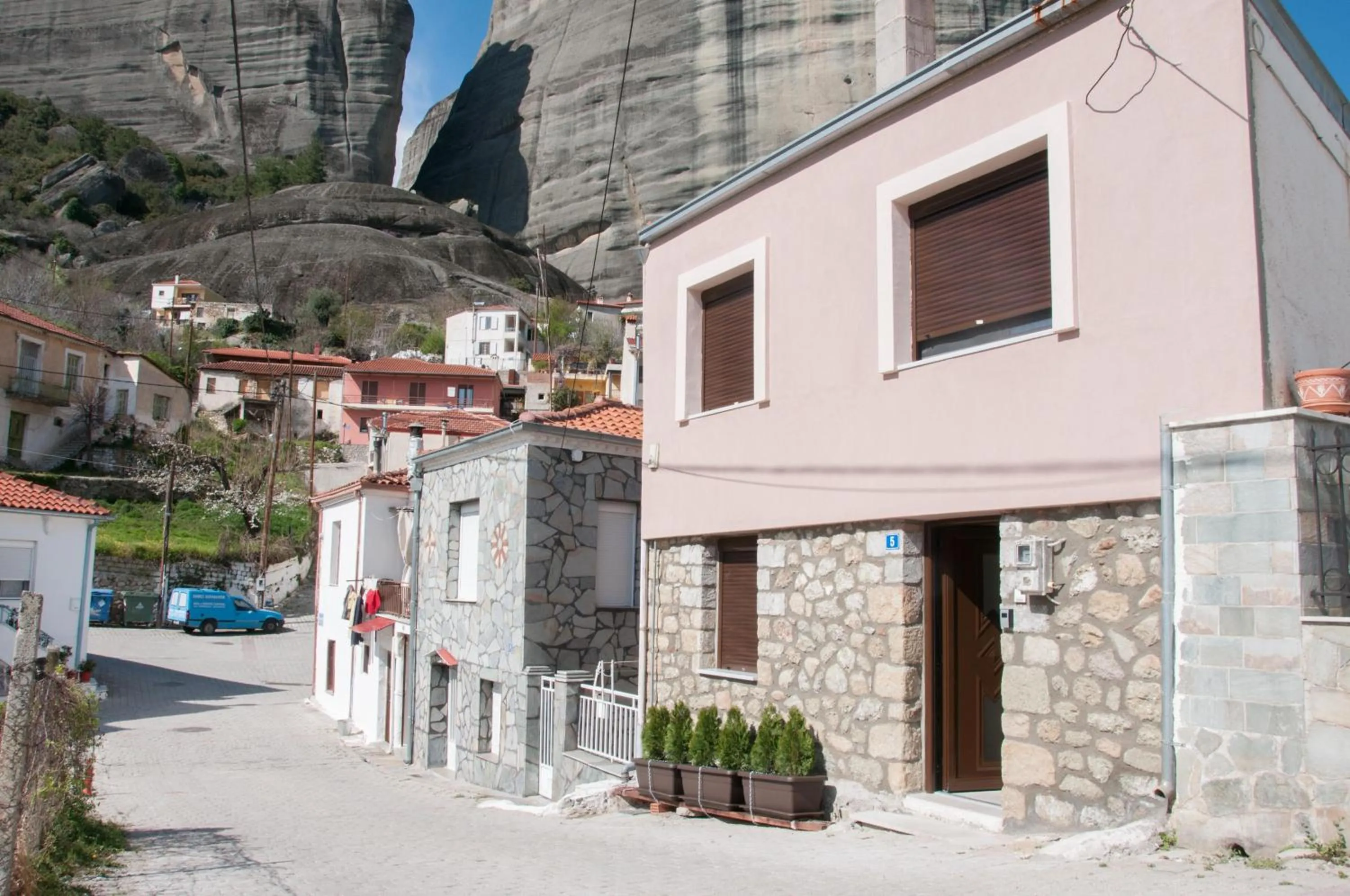 Facade/entrance in Historic Luxury House in the Heart of Meteora