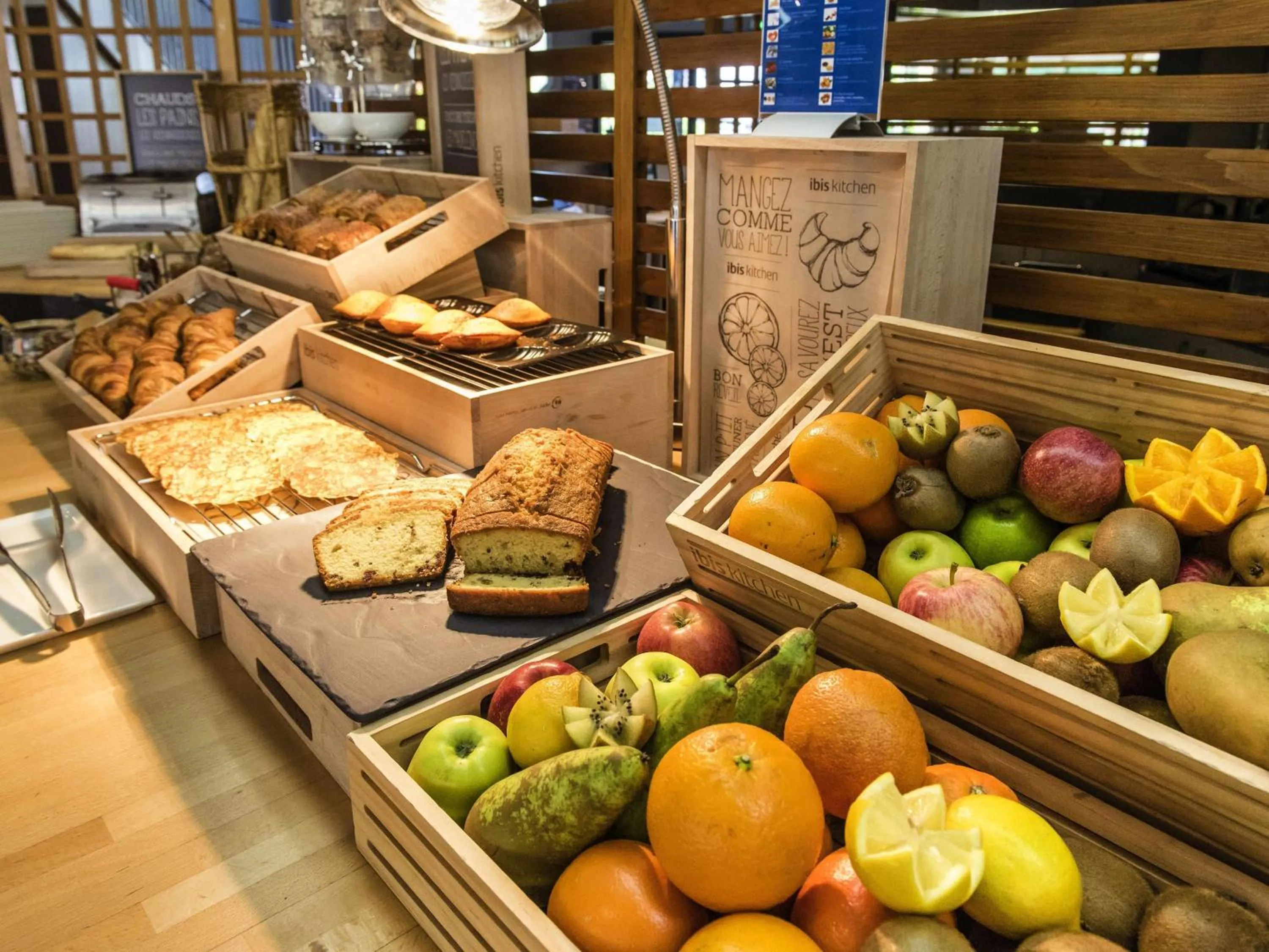 Breakfast in Ibis Château-Thierry