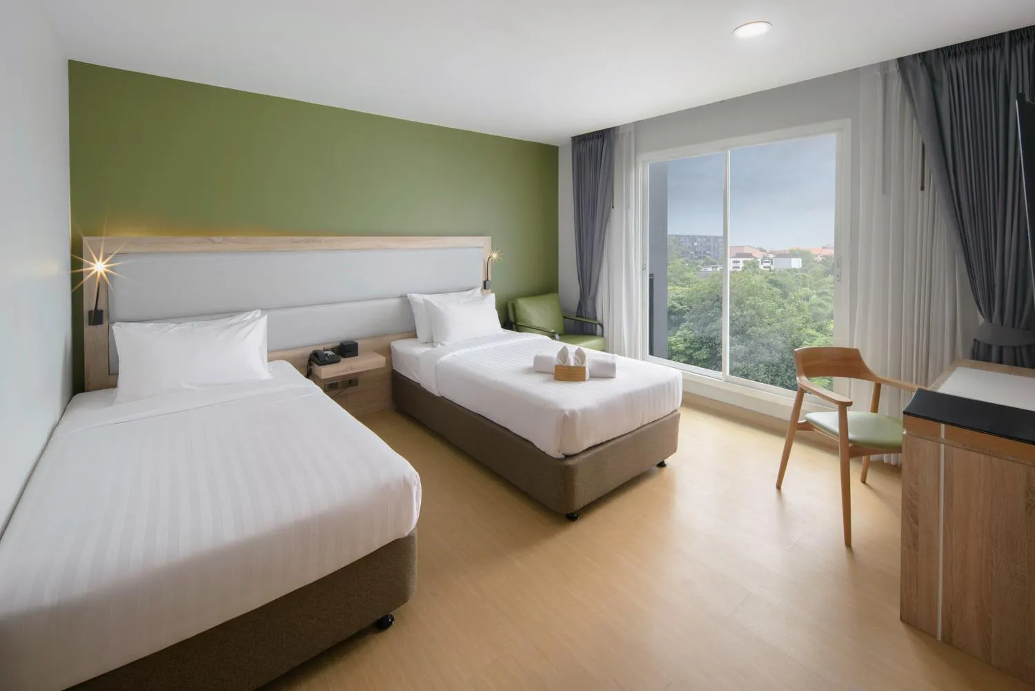 Bedroom, Bed in Prime Square Hotel