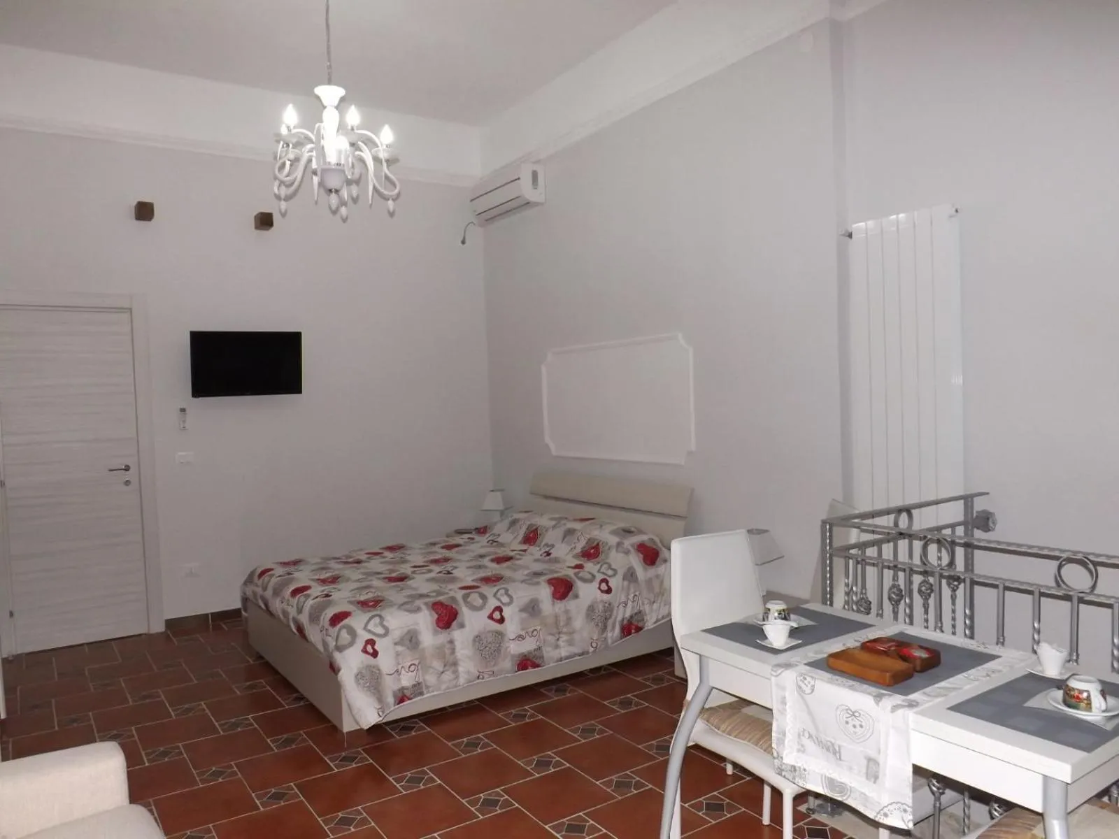 Bed in B&B Milena