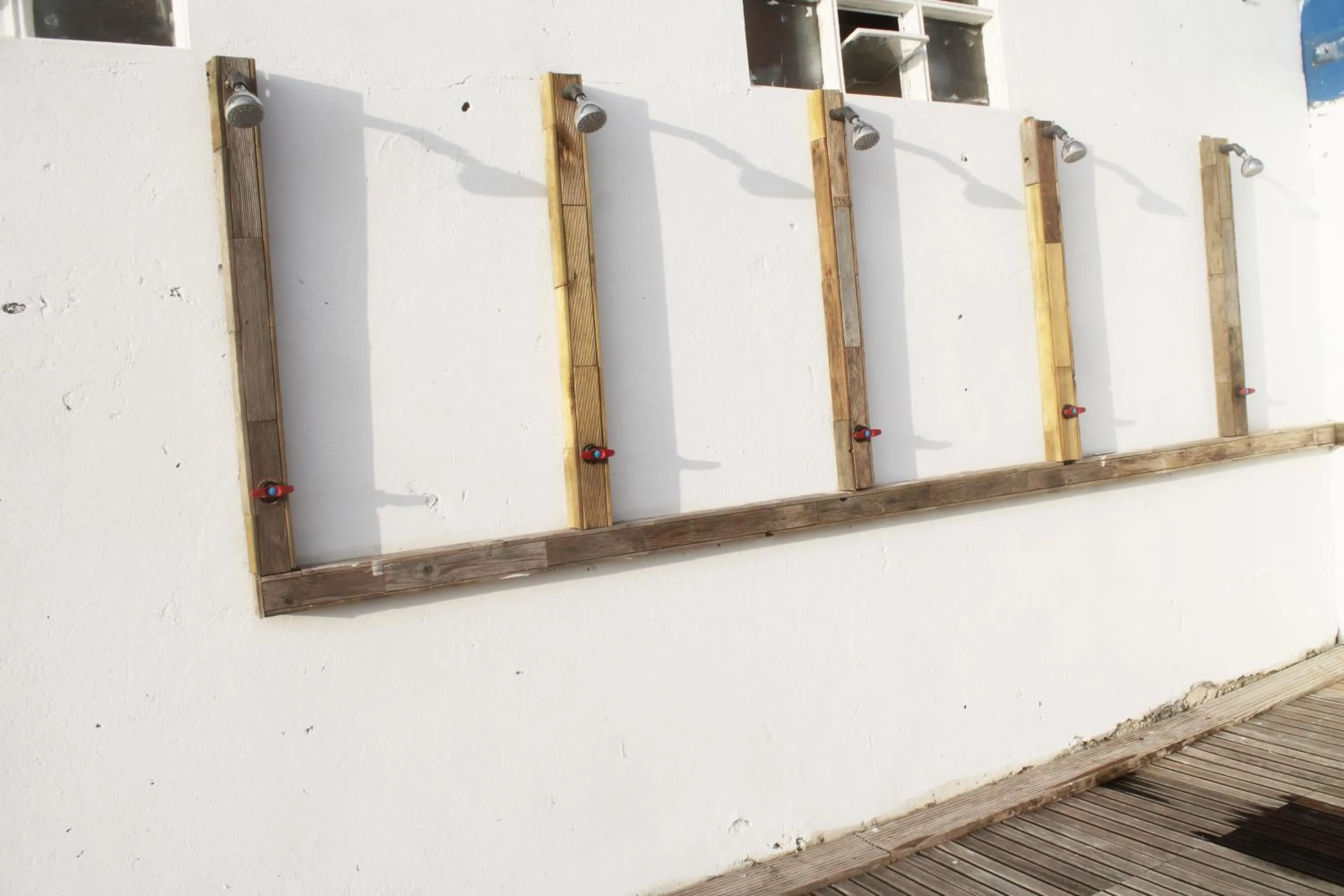 Shower in Coruña Backpackers Hostel